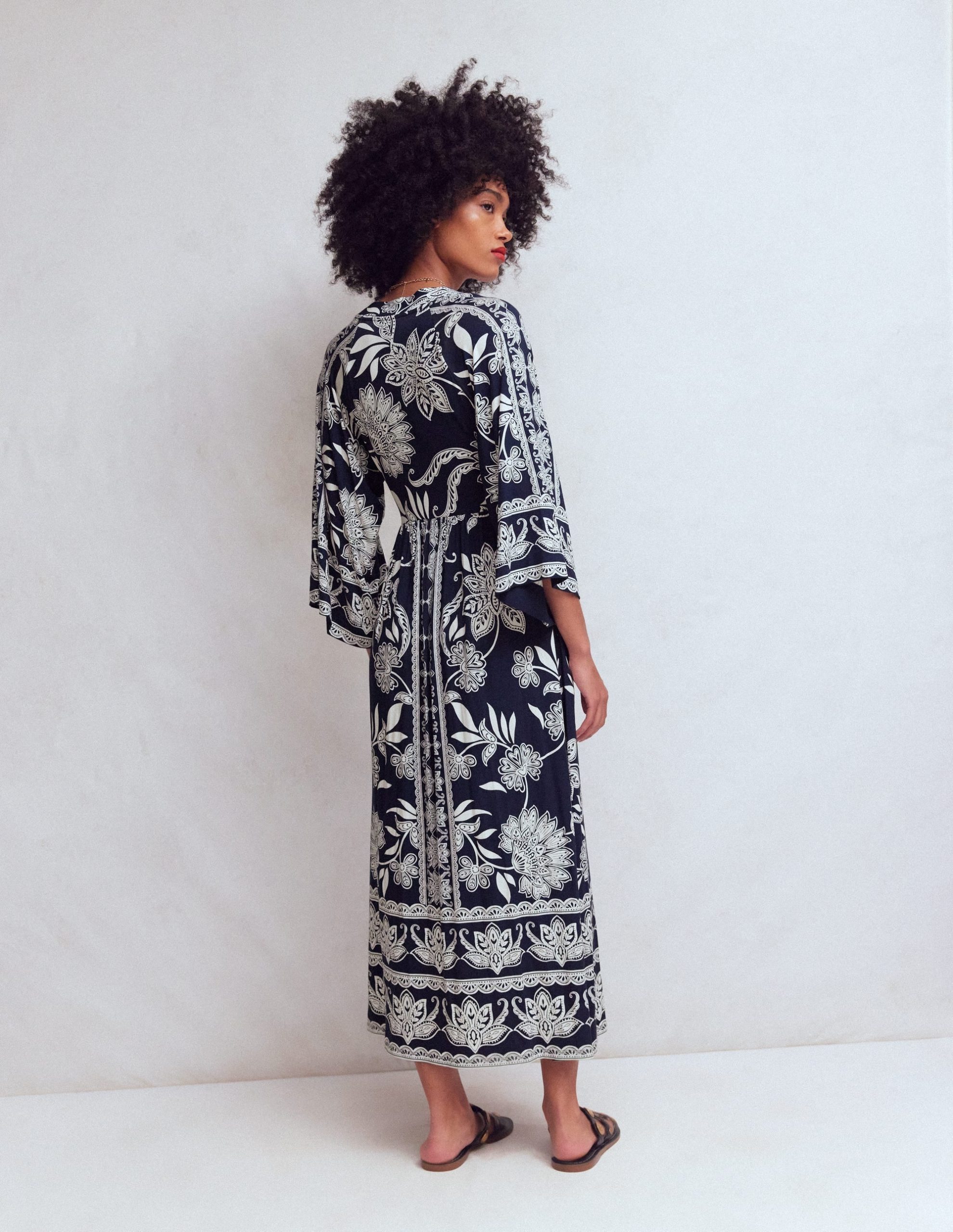 Nell Kimono Midi Jersey Dress-Navy. Elegant Blossom - Image 3