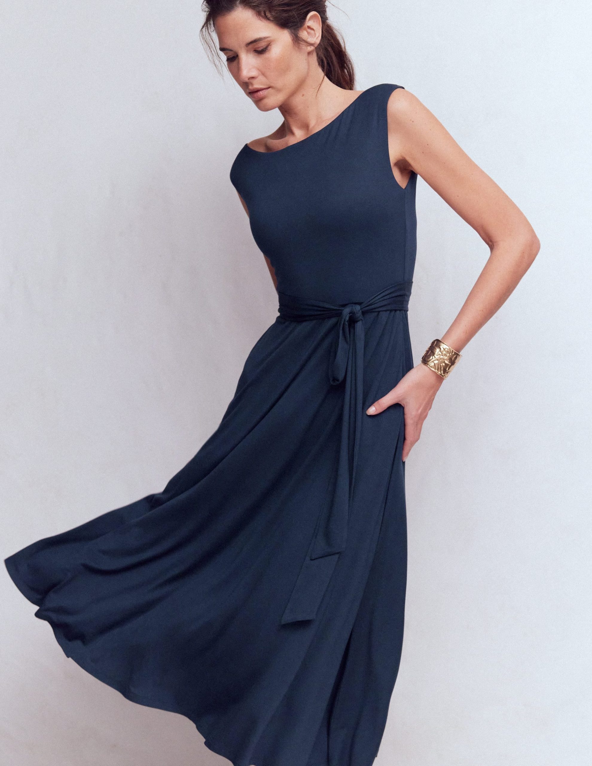 Tamsin Jersey Midi Dress-Navy - Image 5