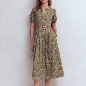 Amber Pleat Jersey Midi Dress-Olive. Flower Lattice