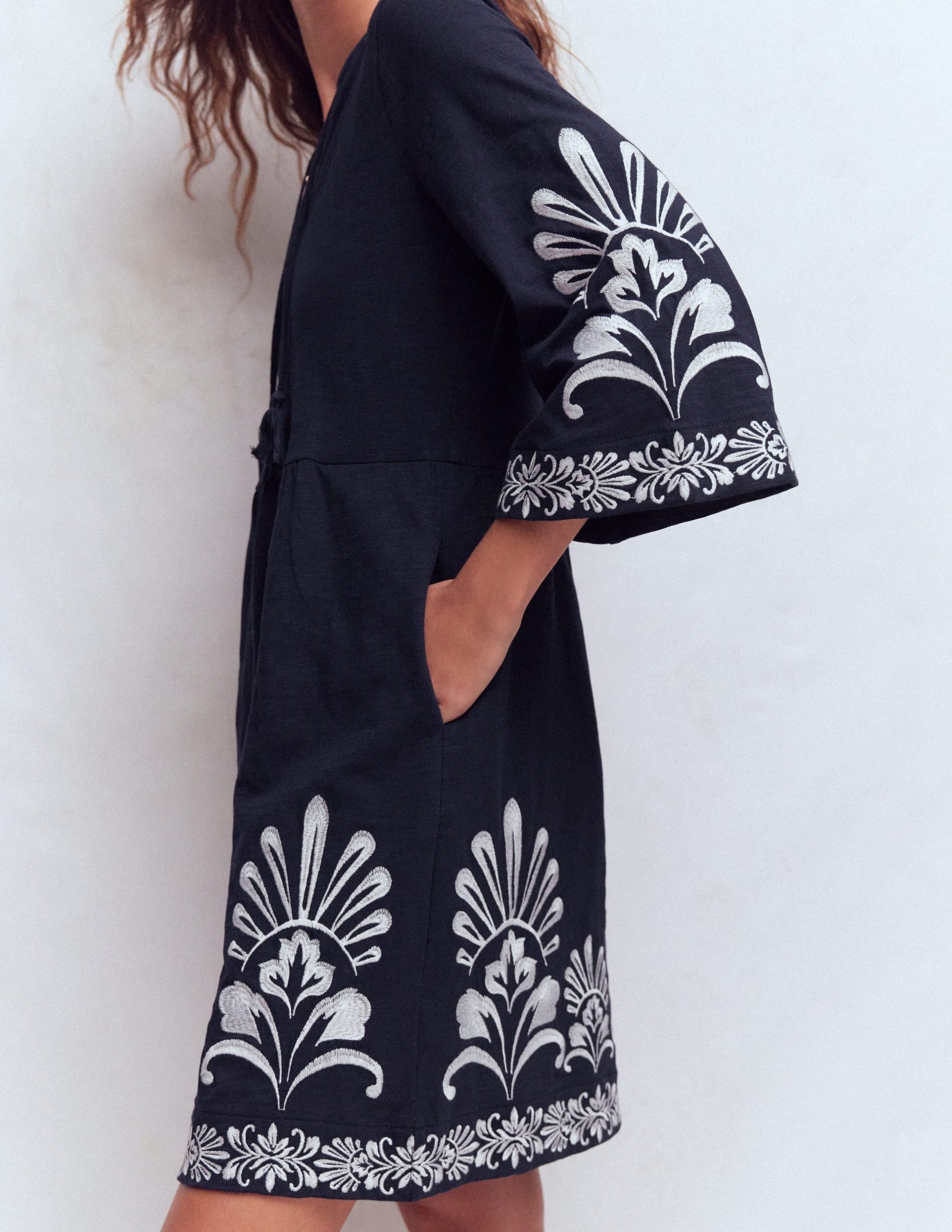 Short Kaftan Jersey Dress-Navy Embroidered - Image 2