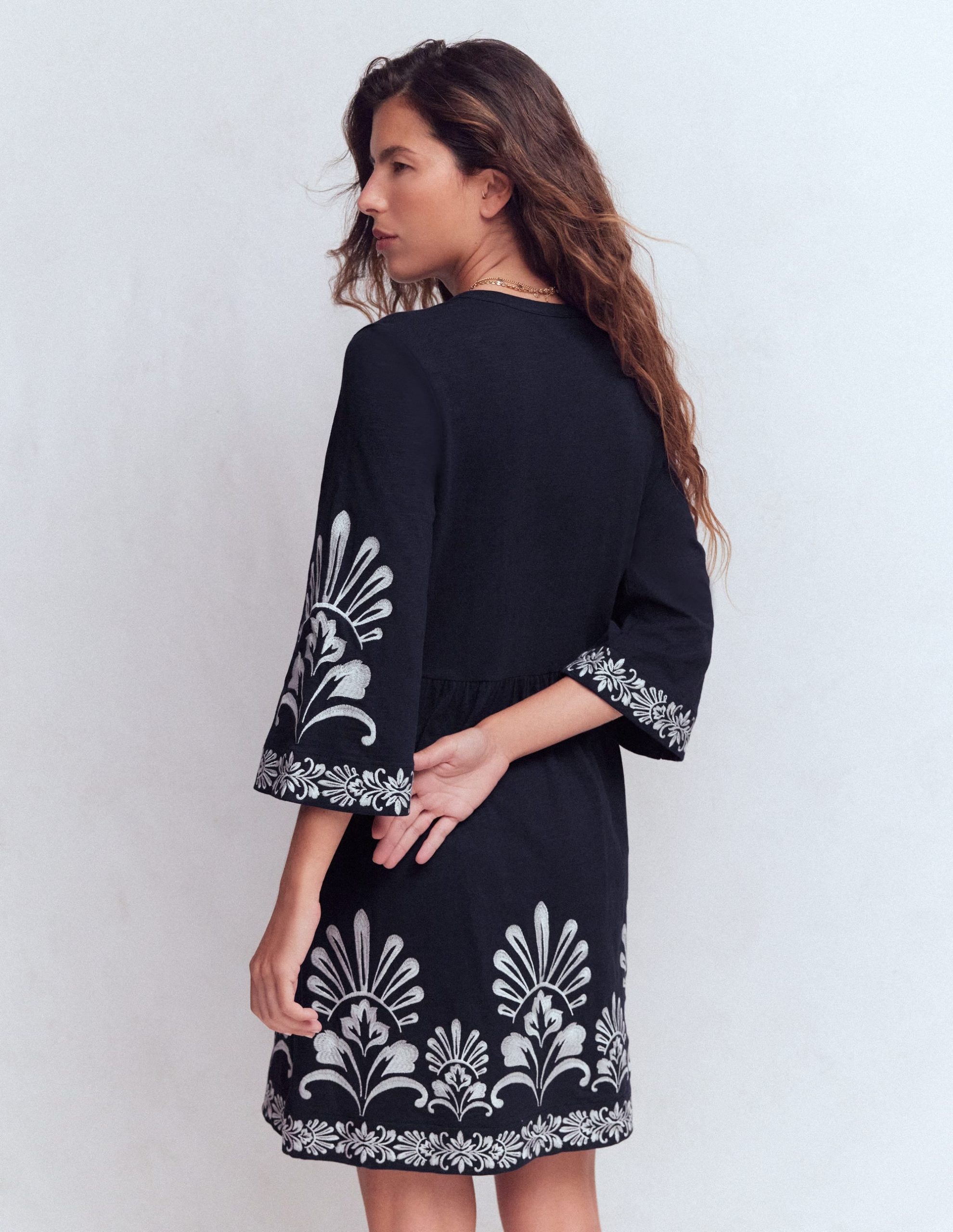 Short Kaftan Jersey Dress-Navy Embroidered - Image 3