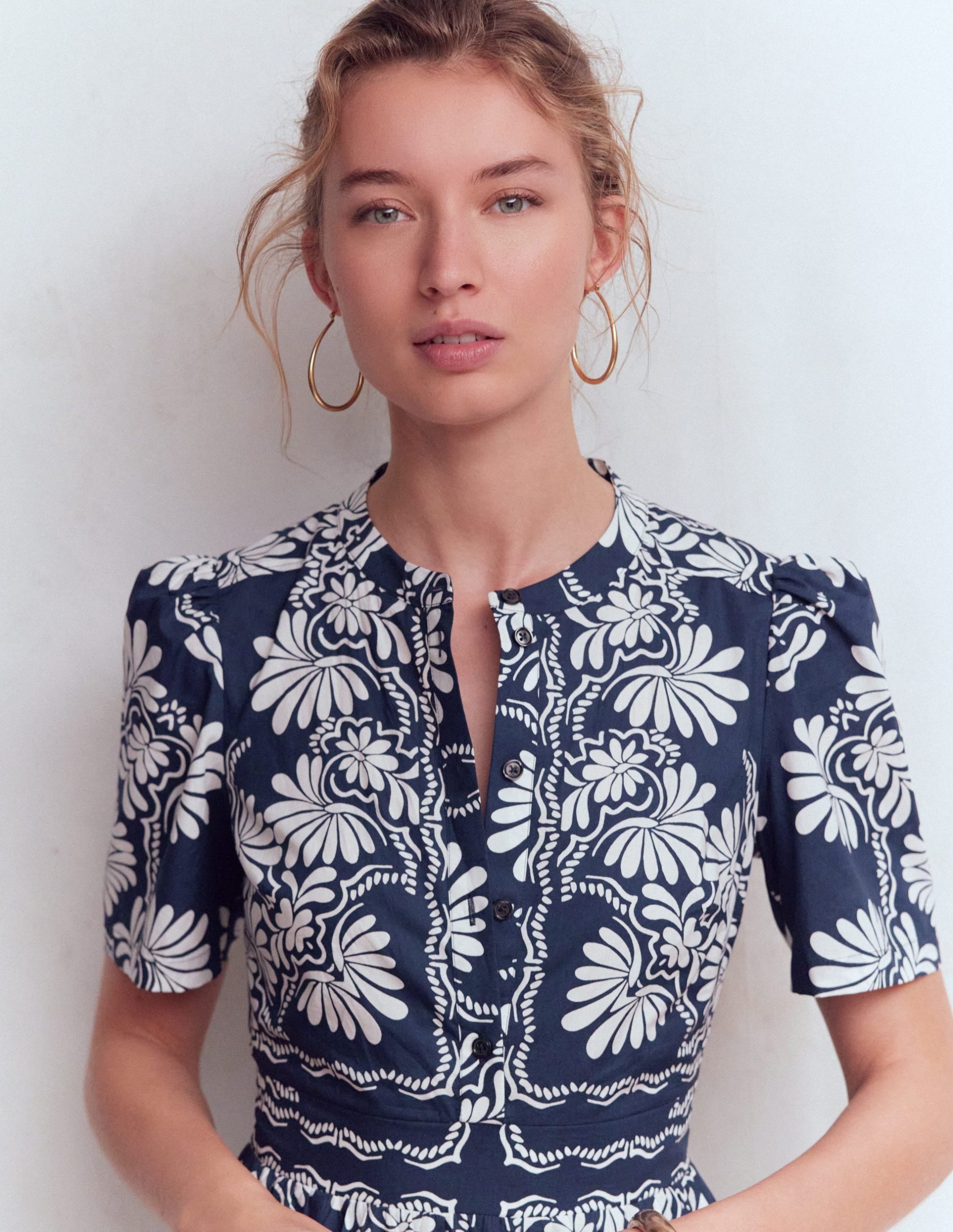 Ivy Button Cotton Midi Dress-French Navy Botanical Charm - Image 2