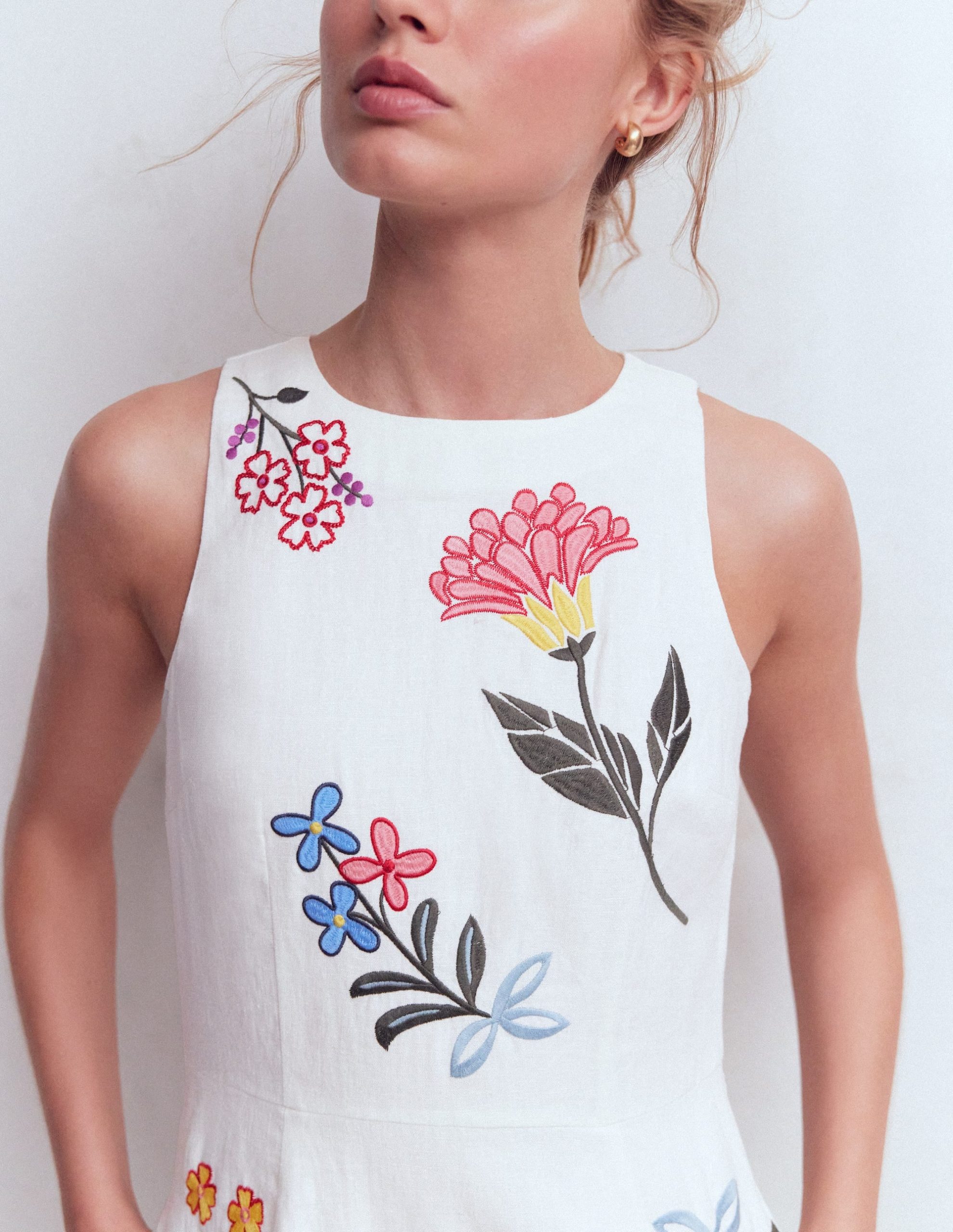 Occasion Short Linen Dress-White Embroidery - Image 2