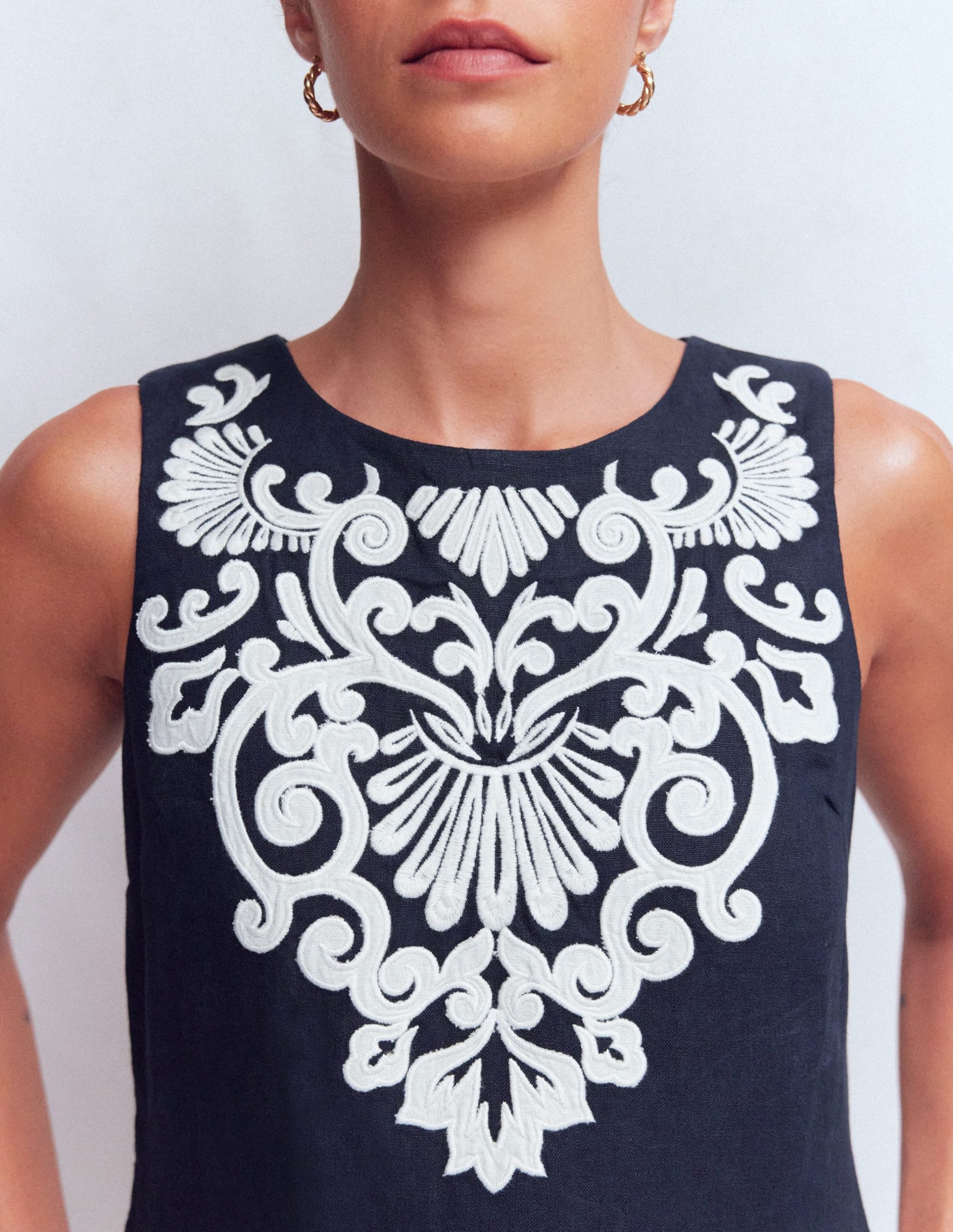 Linen Shift Dress-Navy Embrodiery - Image 2