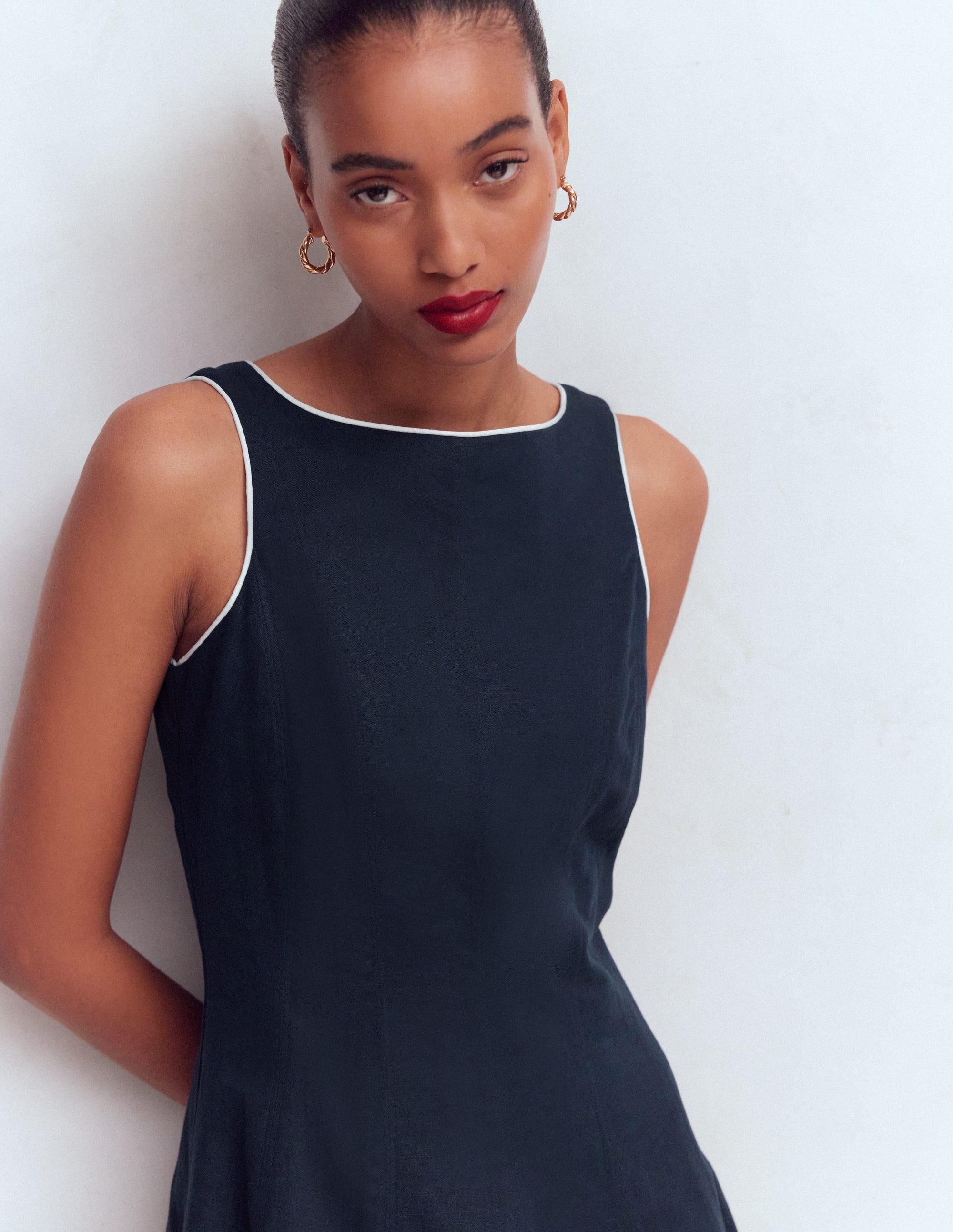 Annet Linen Blend Midi Dress-Navy - Image 2