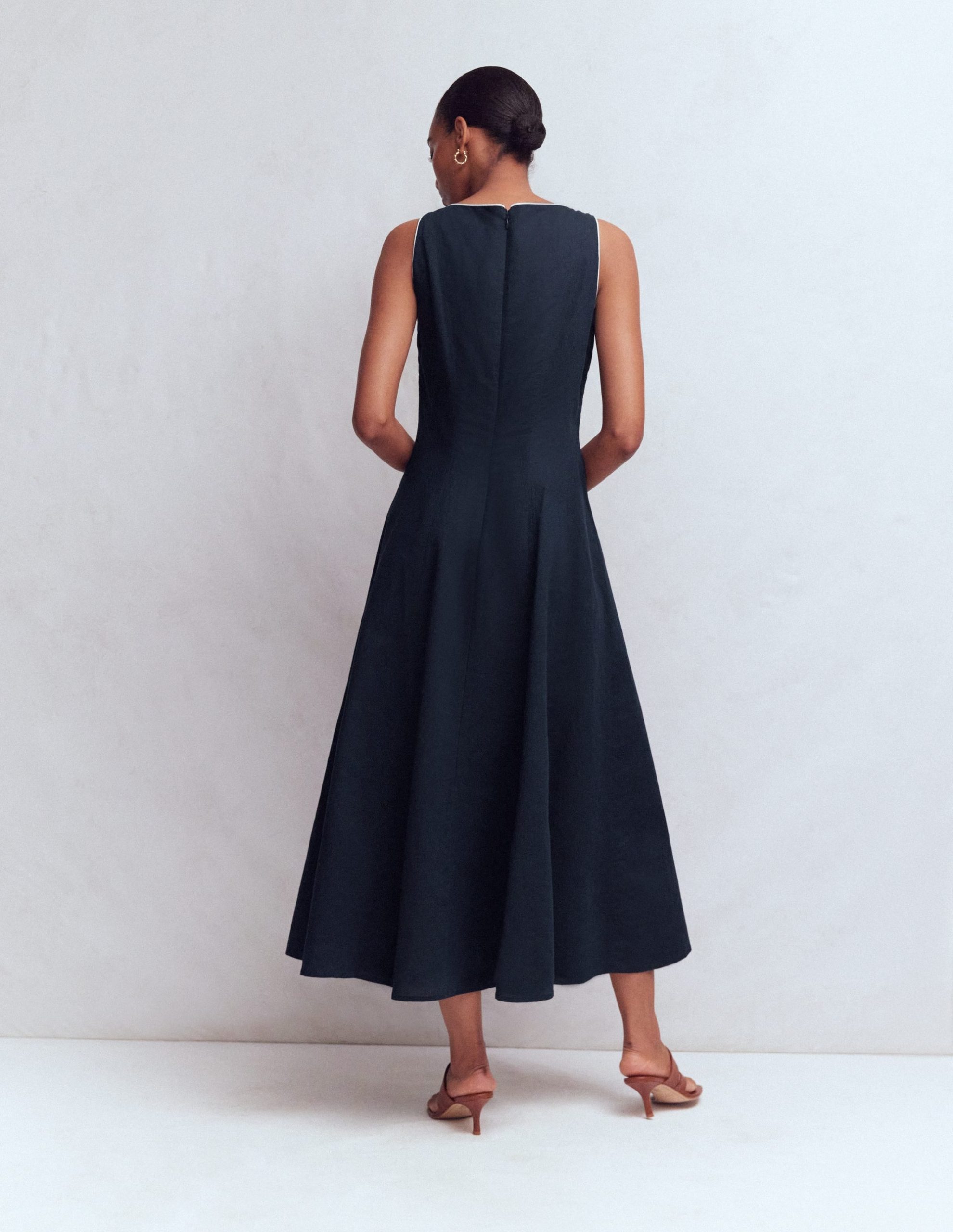 Annet Linen Blend Midi Dress-Navy - Image 3
