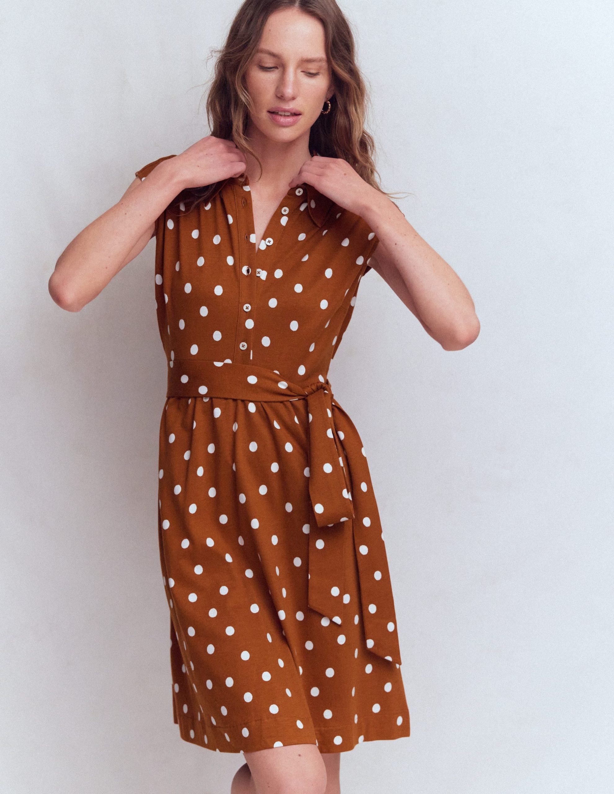 Honor Short Jersey Shirt Dress-Cognac. Painted Dot Spaced - Image 4
