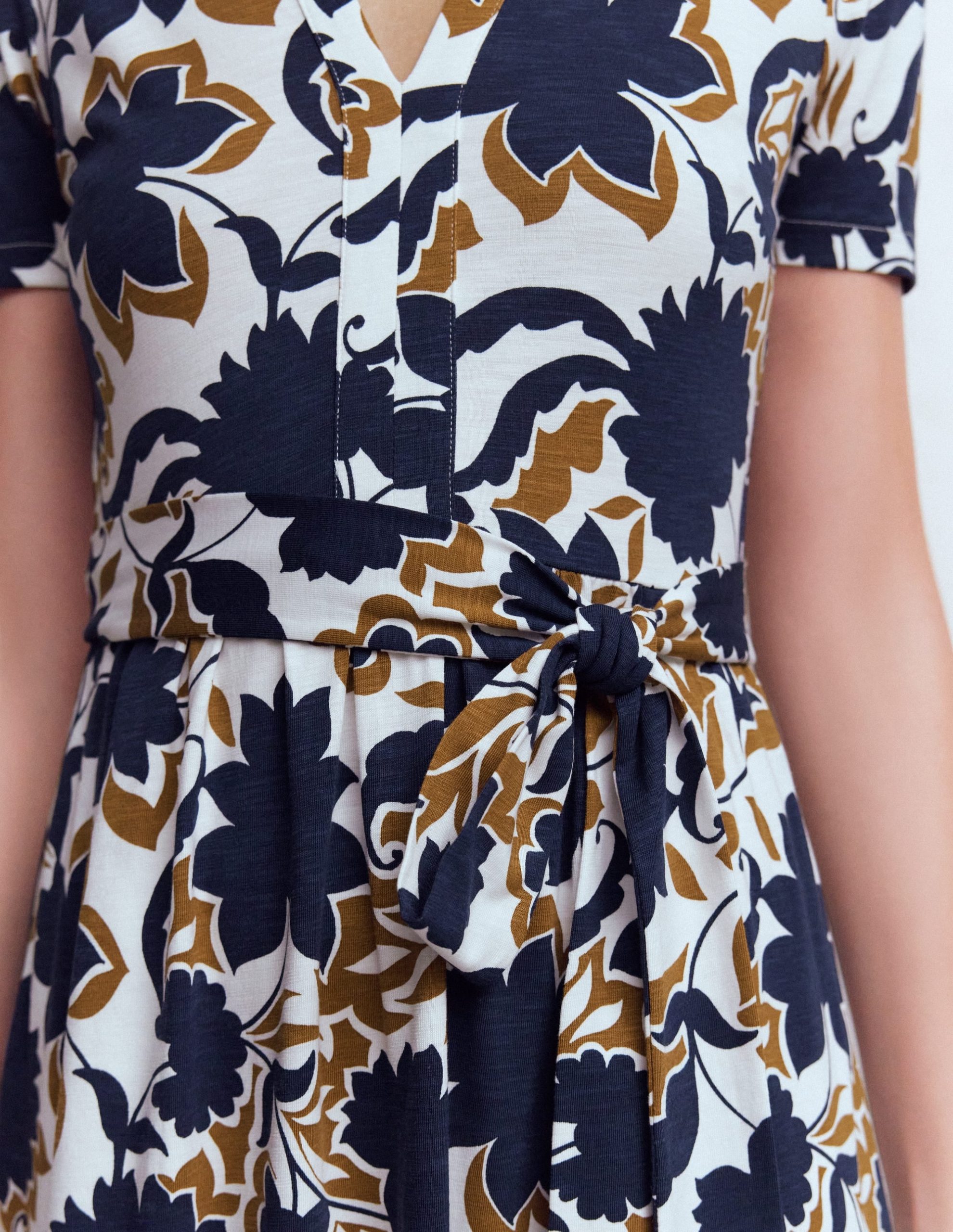 Naomi Jersey Midi Dress-French Navy. Shadow Blossom - Image 2