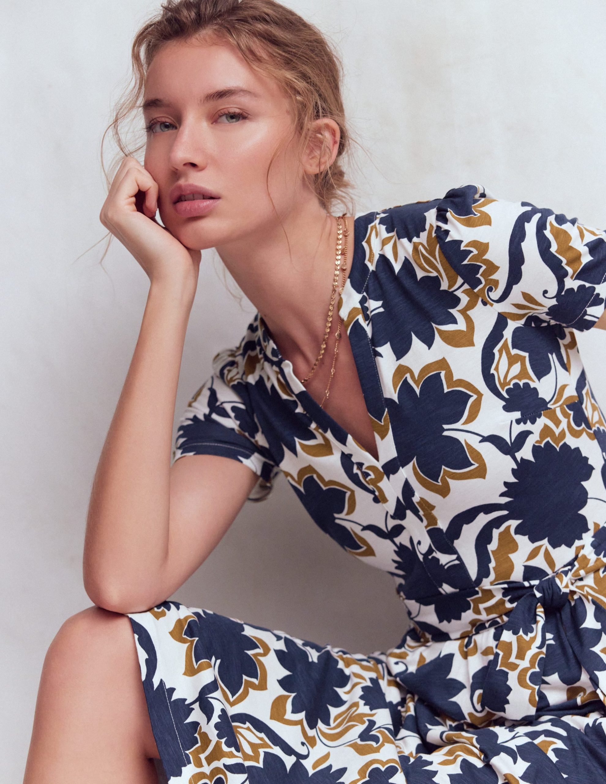 Naomi Jersey Midi Dress-French Navy. Shadow Blossom - Image 5
