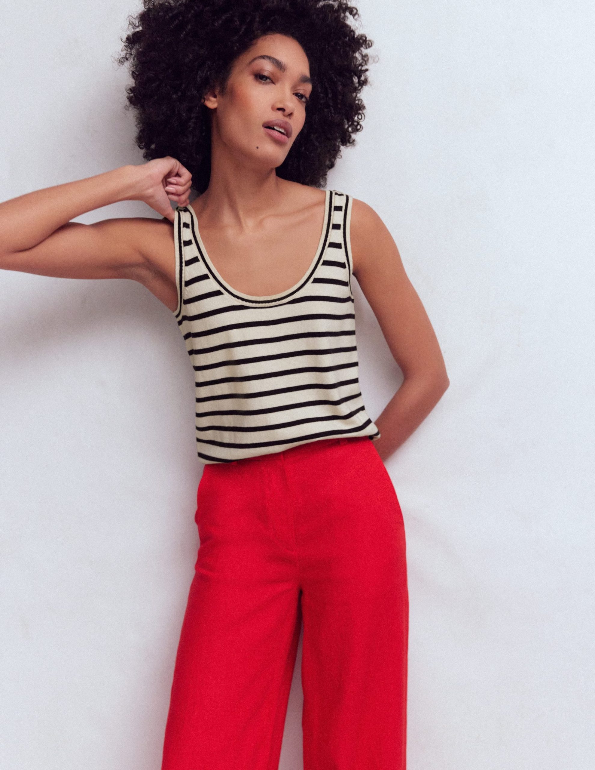 Liz Knitted Tank-Ivory. Navy