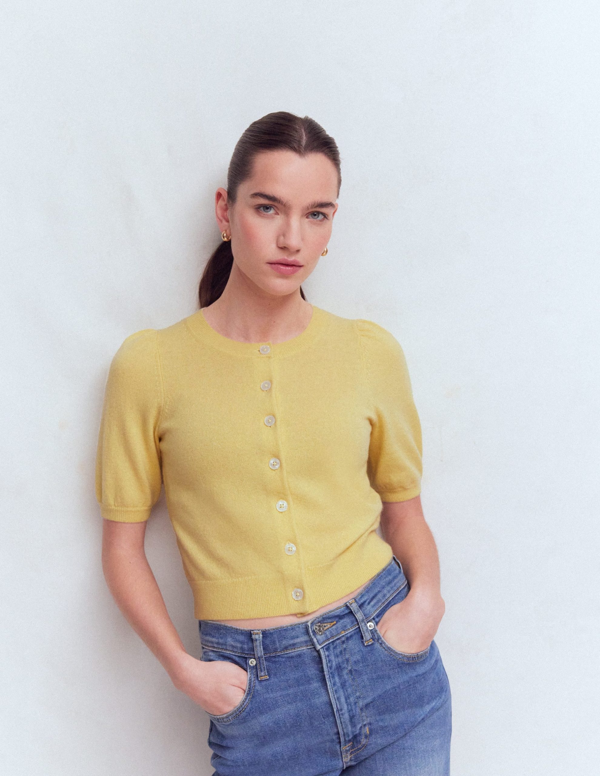 Cropped Cashmere Cardigan-Sandstone Yellow - Image 5