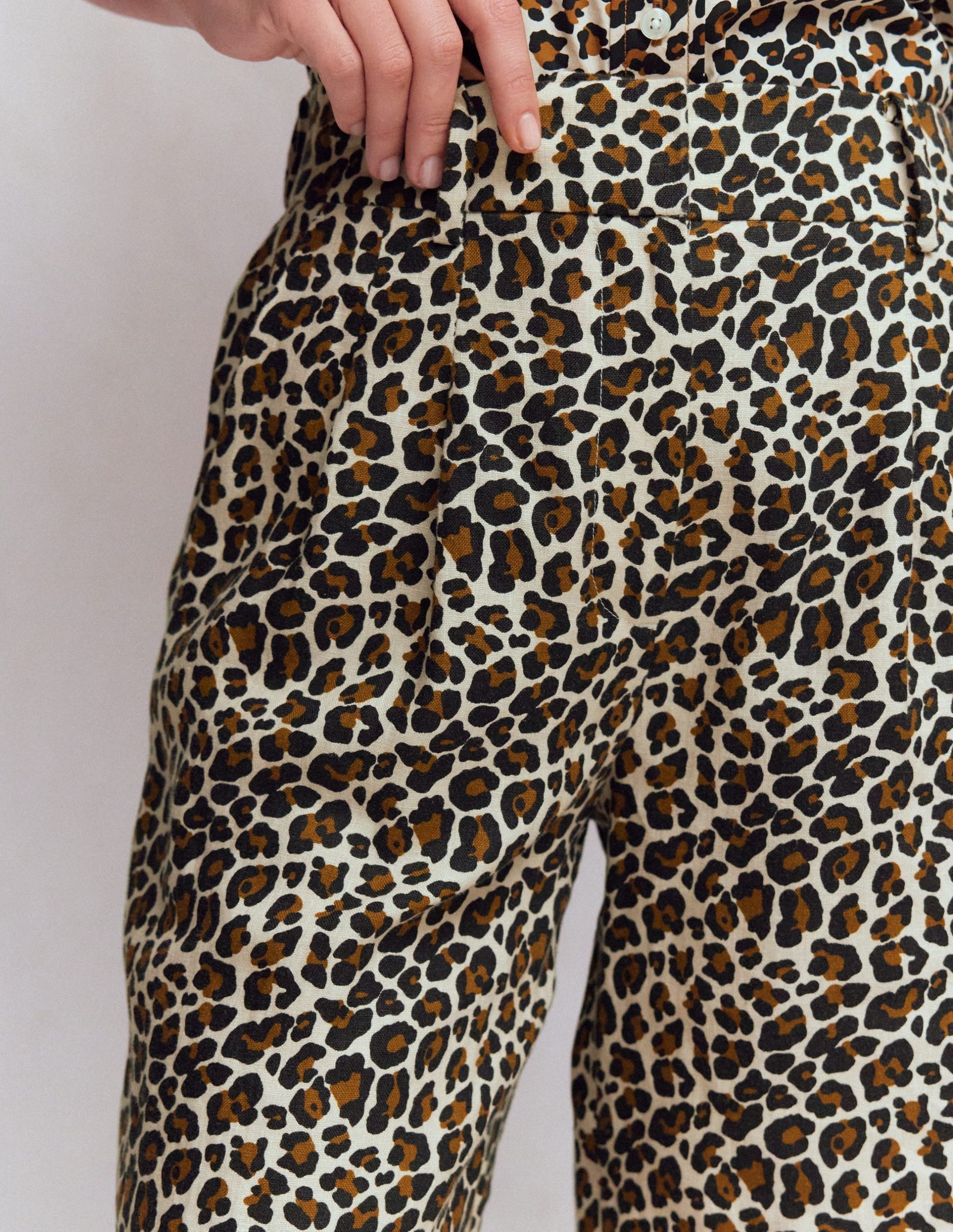 Kensington Linen Shorts-Almond Milk. Cheetah Pop - Image 2
