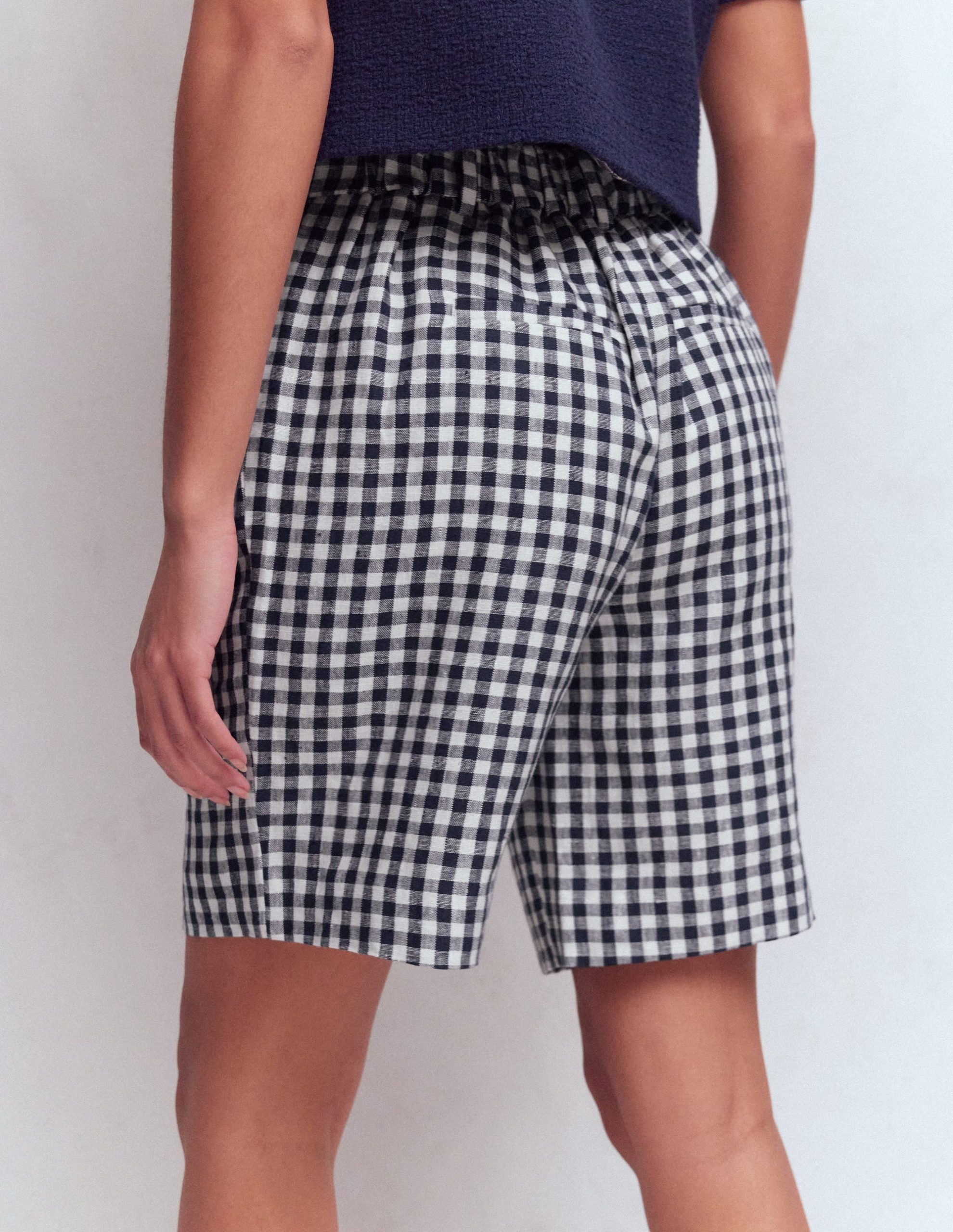 Kensington Linen Shorts-Navy Gingham - Image 3