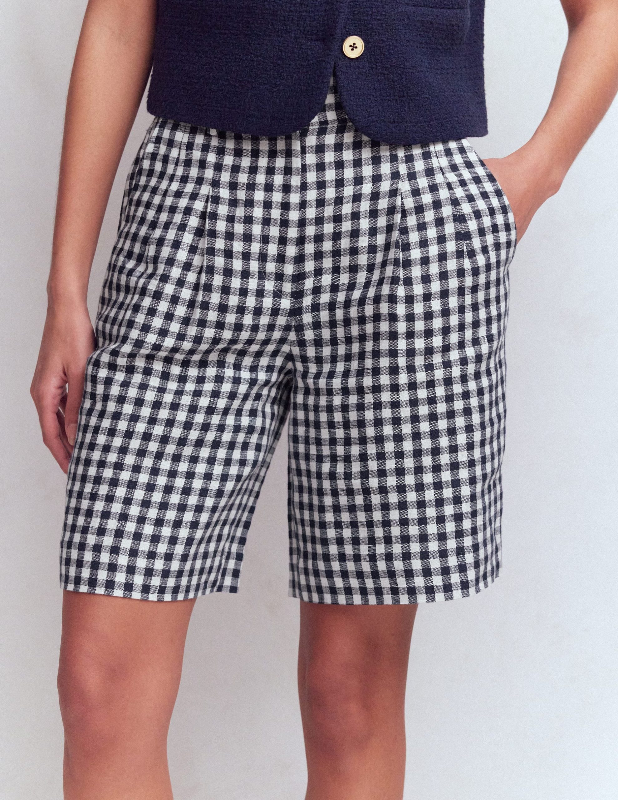Kensington Linen Shorts-Navy Gingham - Image 4