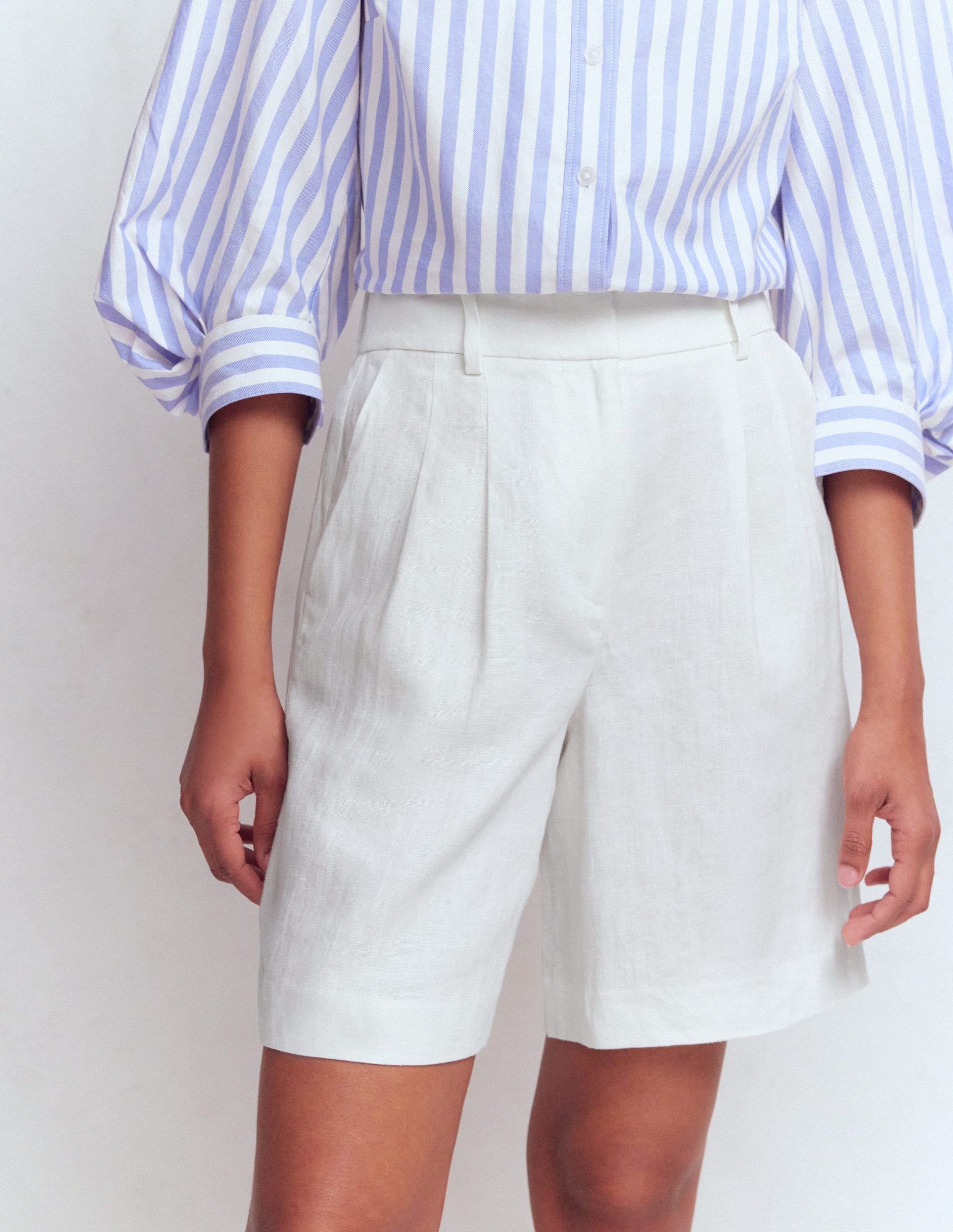 Kensington Linen Shorts-White - Image 4