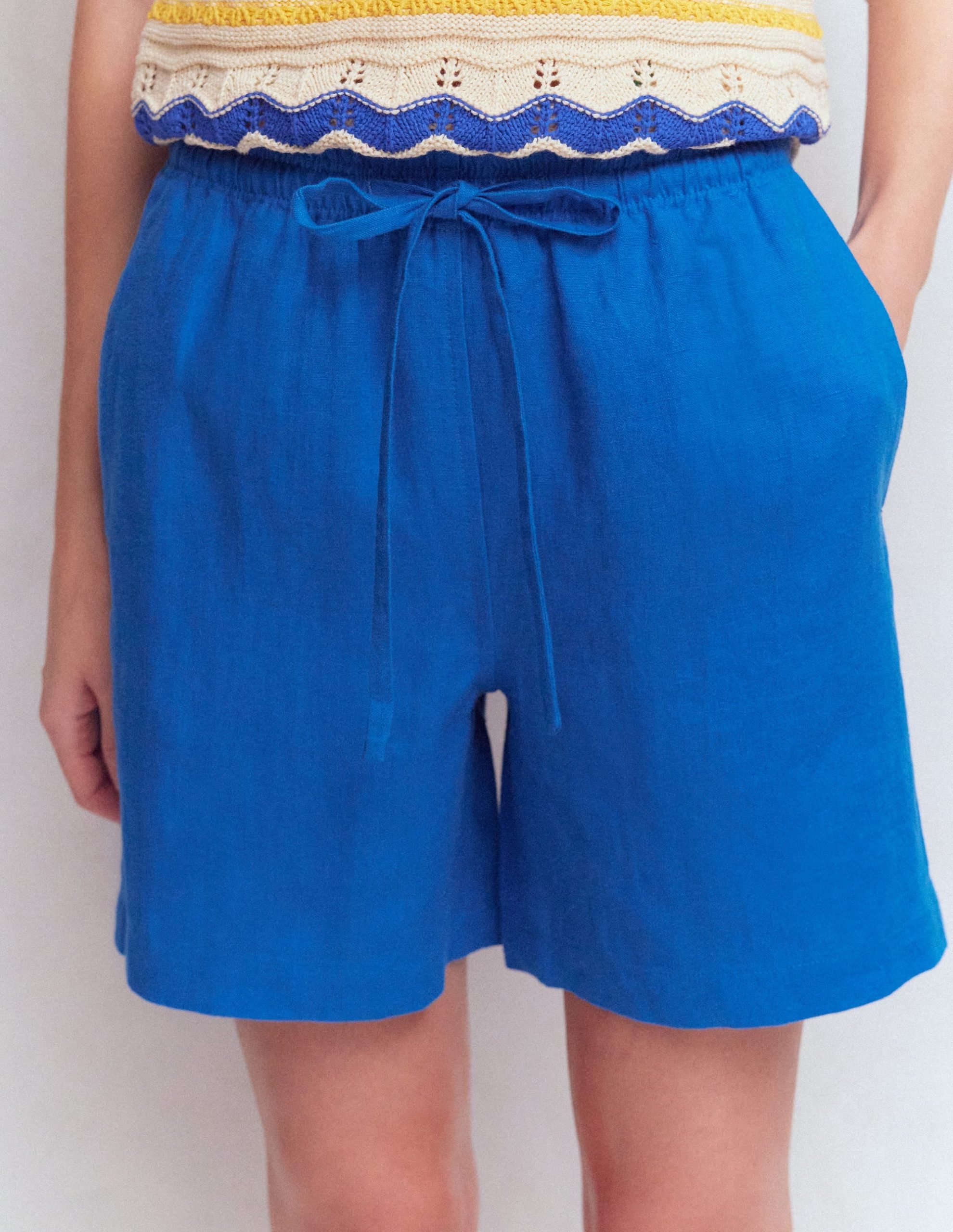 Islington Linen Shorts-Kingfisher Blue - Image 4