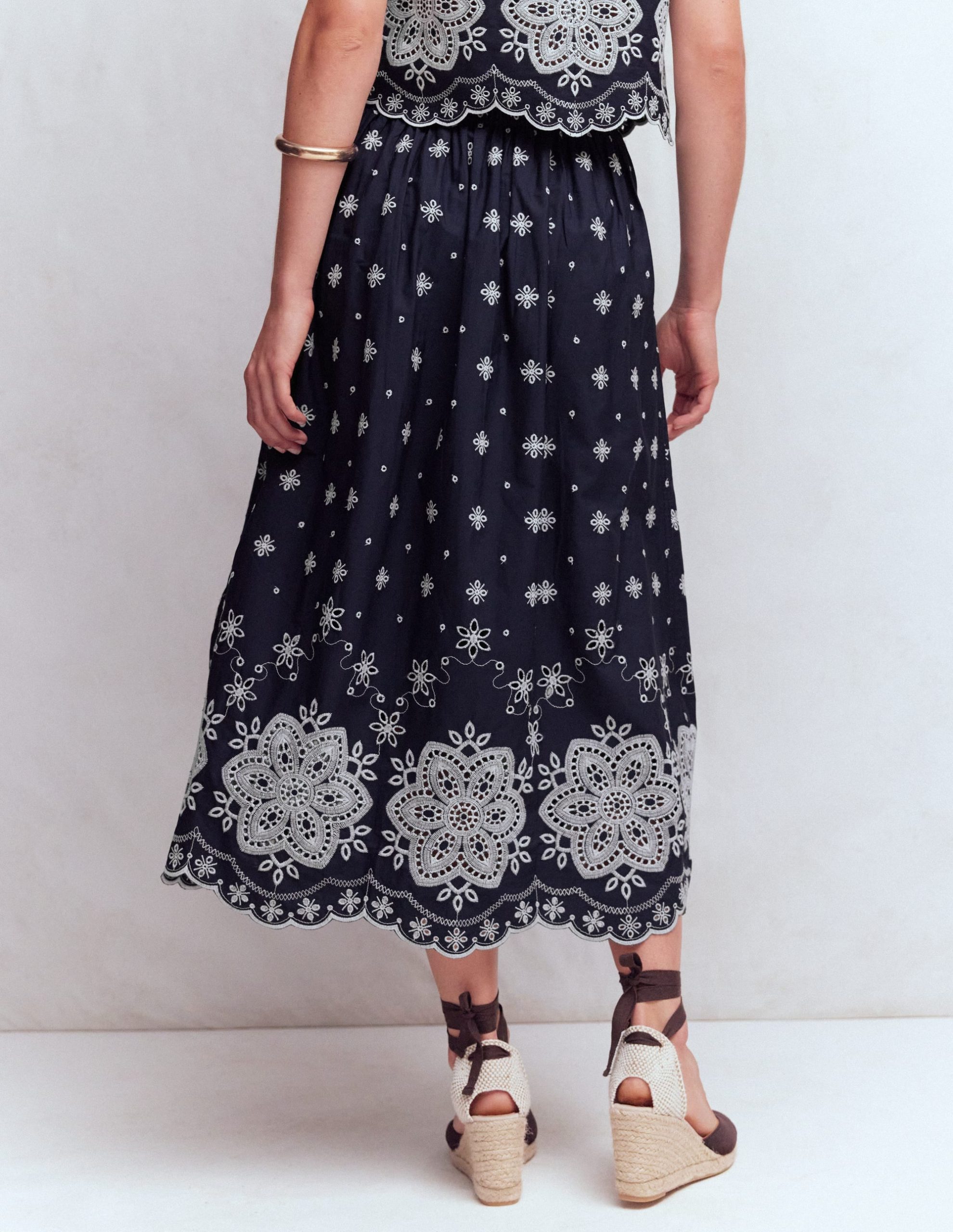 Verity Broderie Poplin Skirt-Navy - Image 3