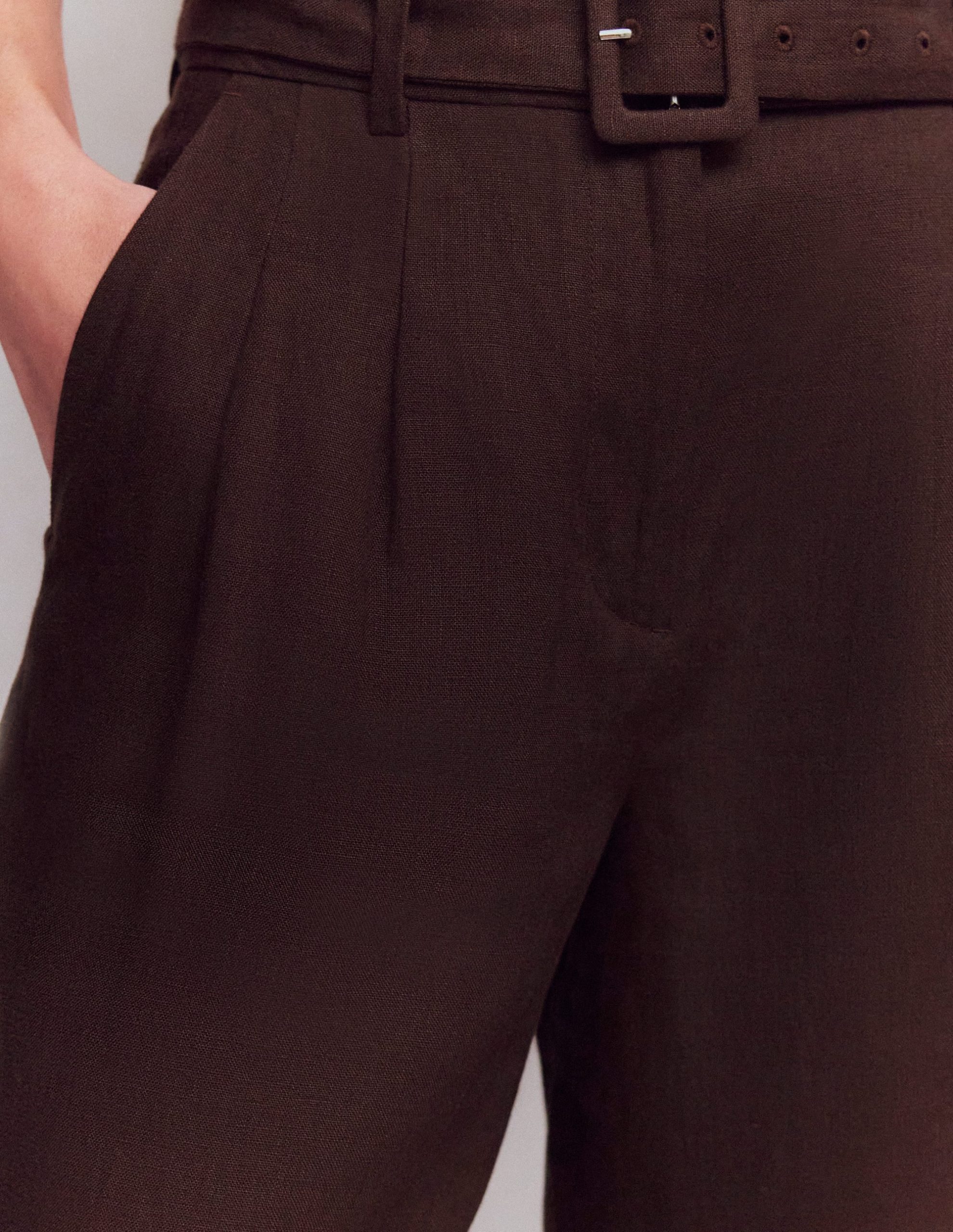 Chelsea Belted Linen Shorts-Bitter Chocolate - Image 3