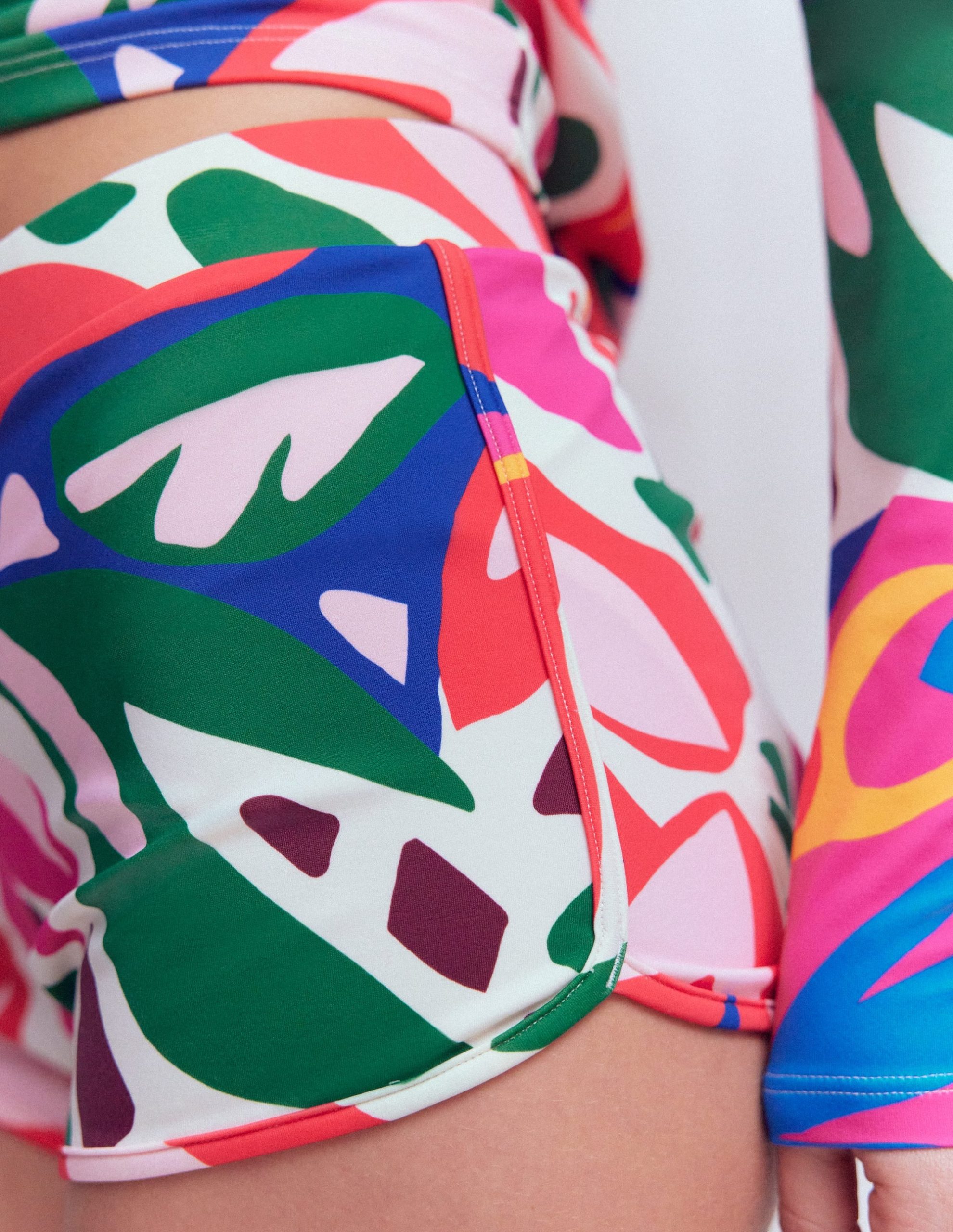 Rash Guard Swim Shorts-Multi. leafy cascade - Image 2