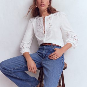 Scallop Cutwork Top-White