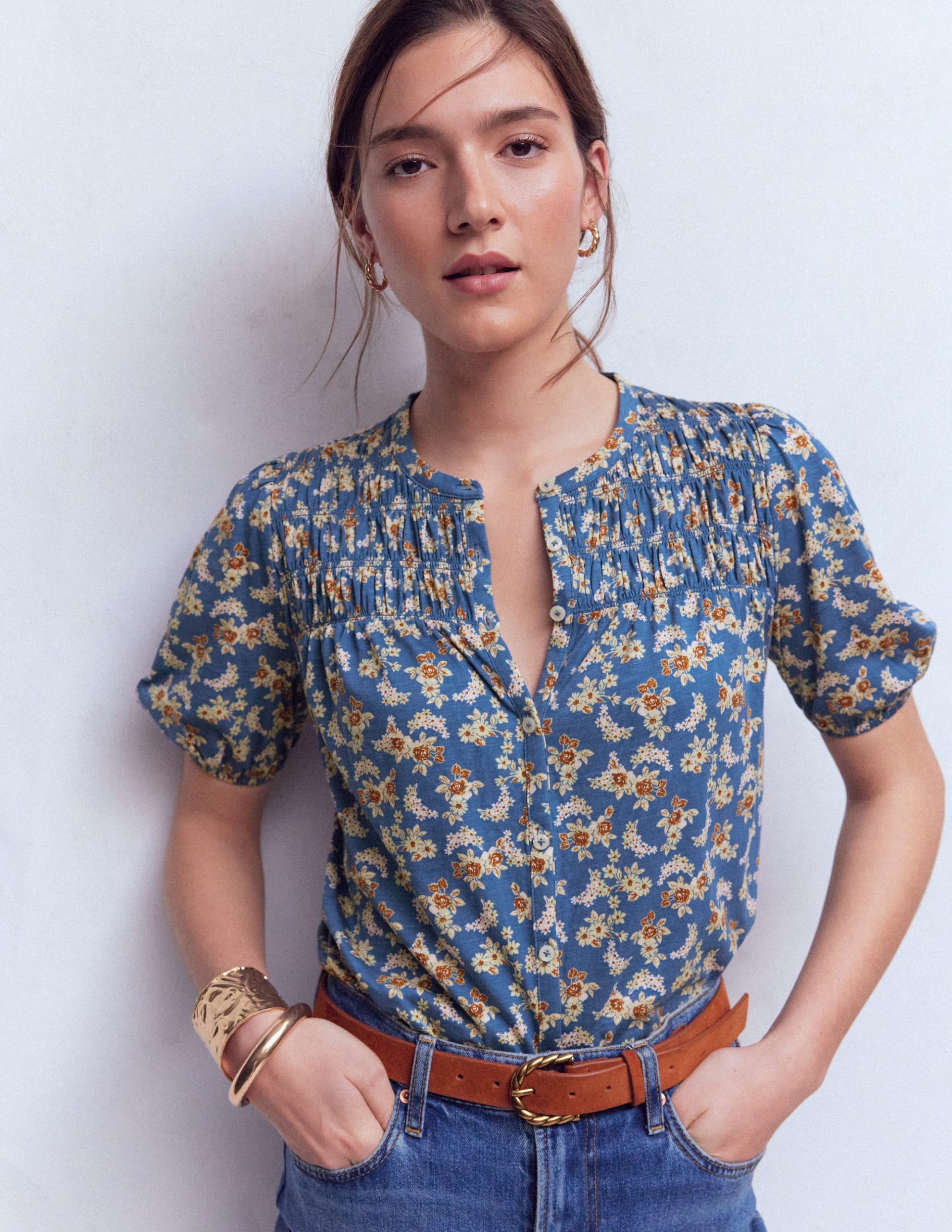 Mya Short Sleeve Smocked Shirt-True Navy. Dainty Blooms - Image 4