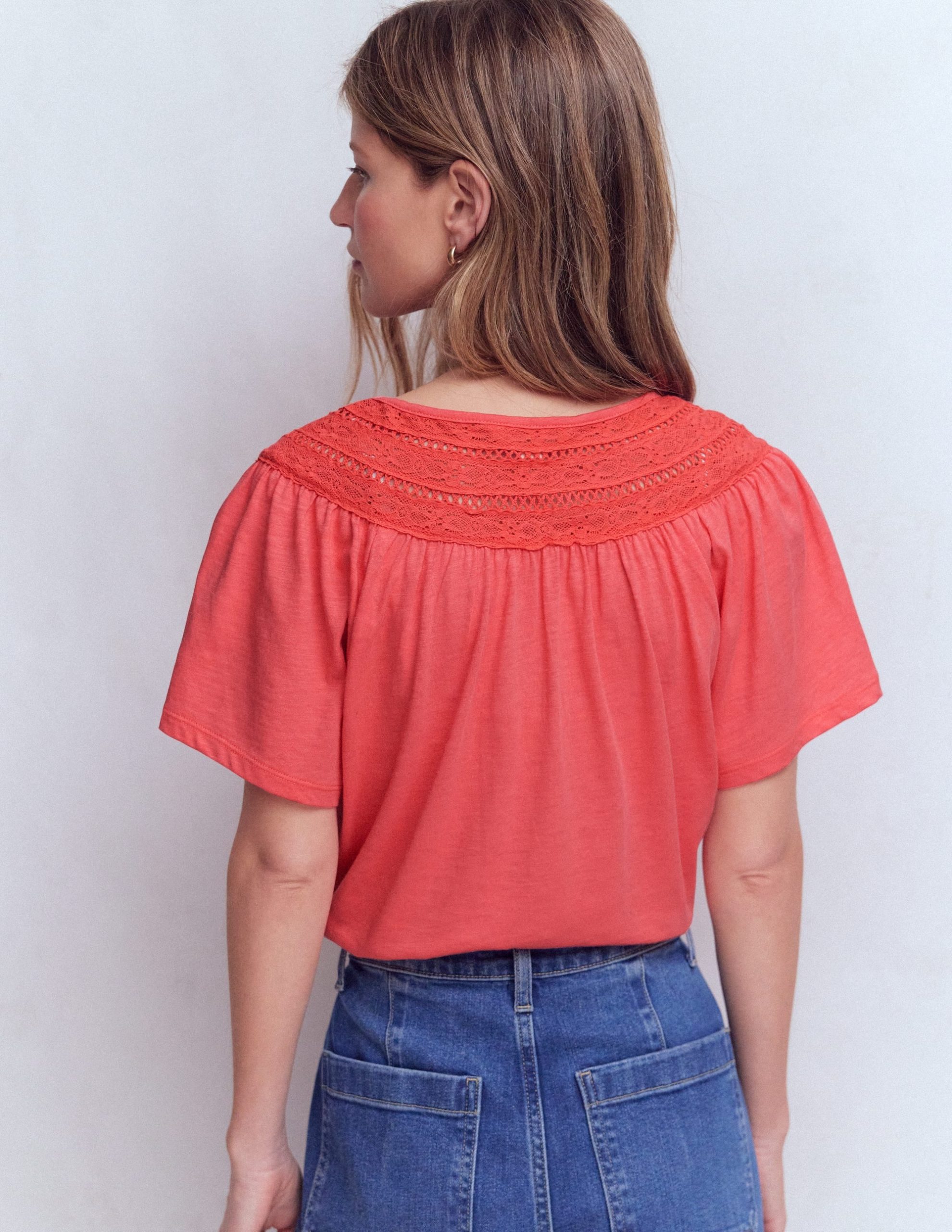Edi Trim Detail T-shirt-Porcelain Rose - Image 2