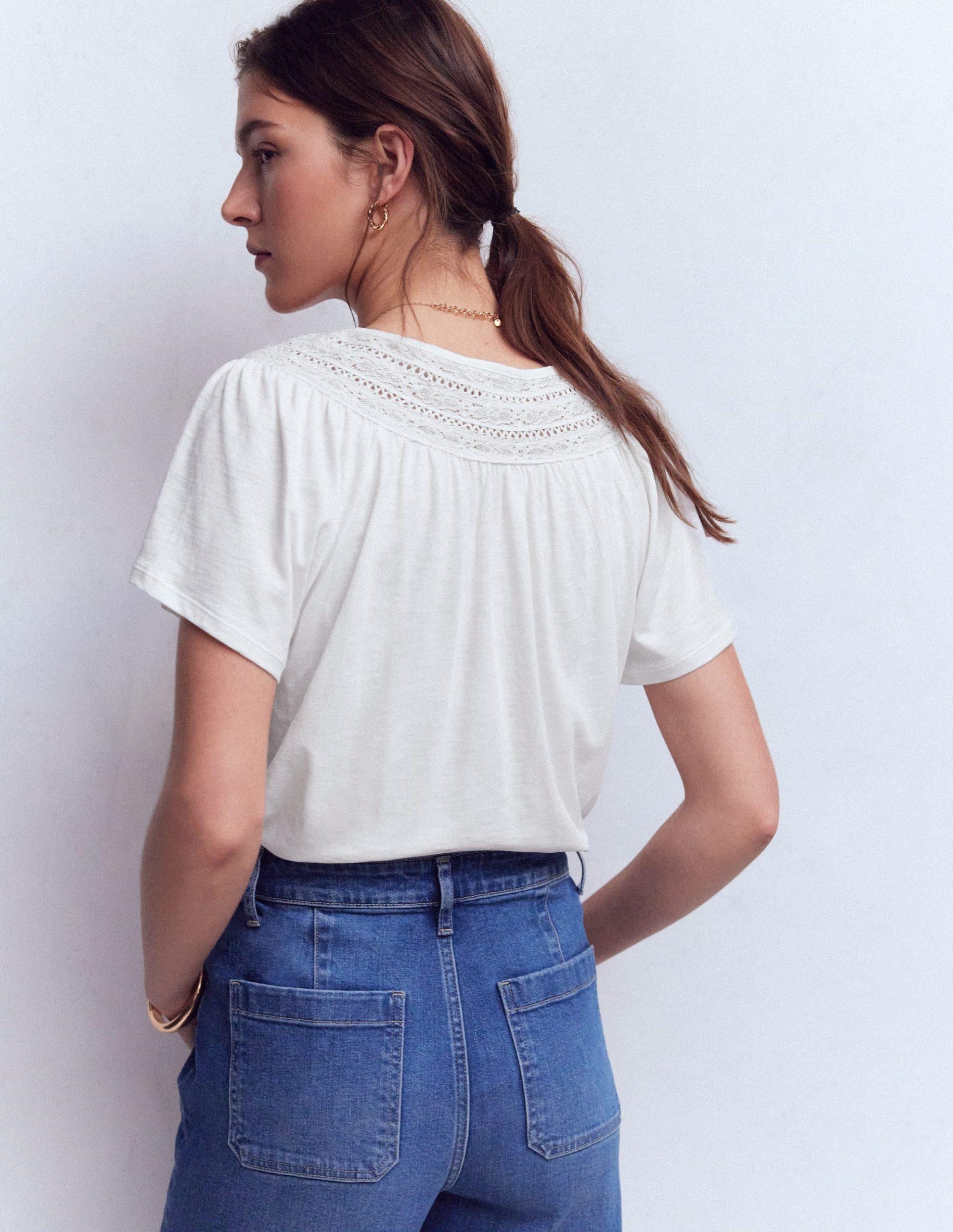 Edi Trim Detail T-shirt-White - Image 3