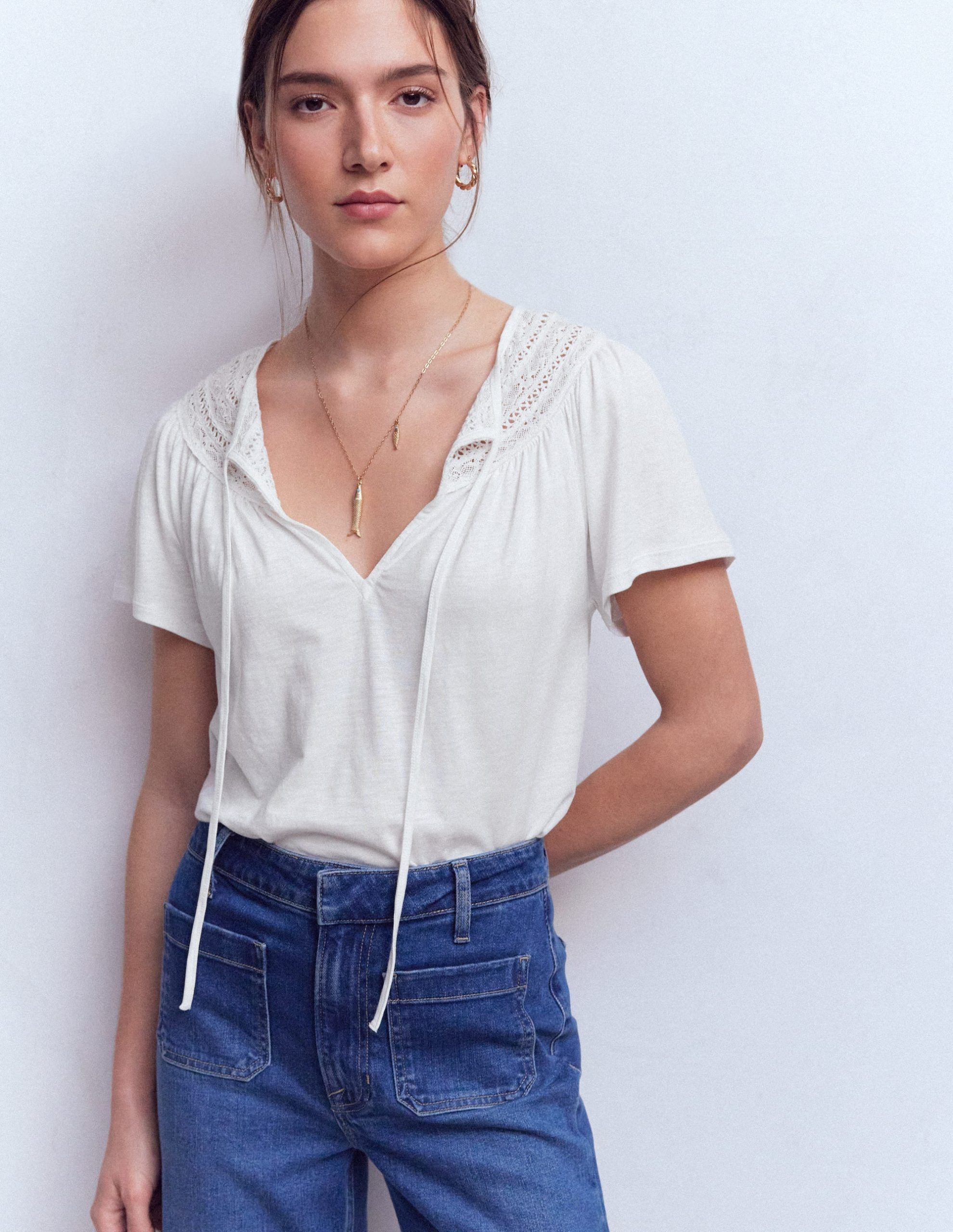 Edi Trim Detail T-shirt-White - Image 4