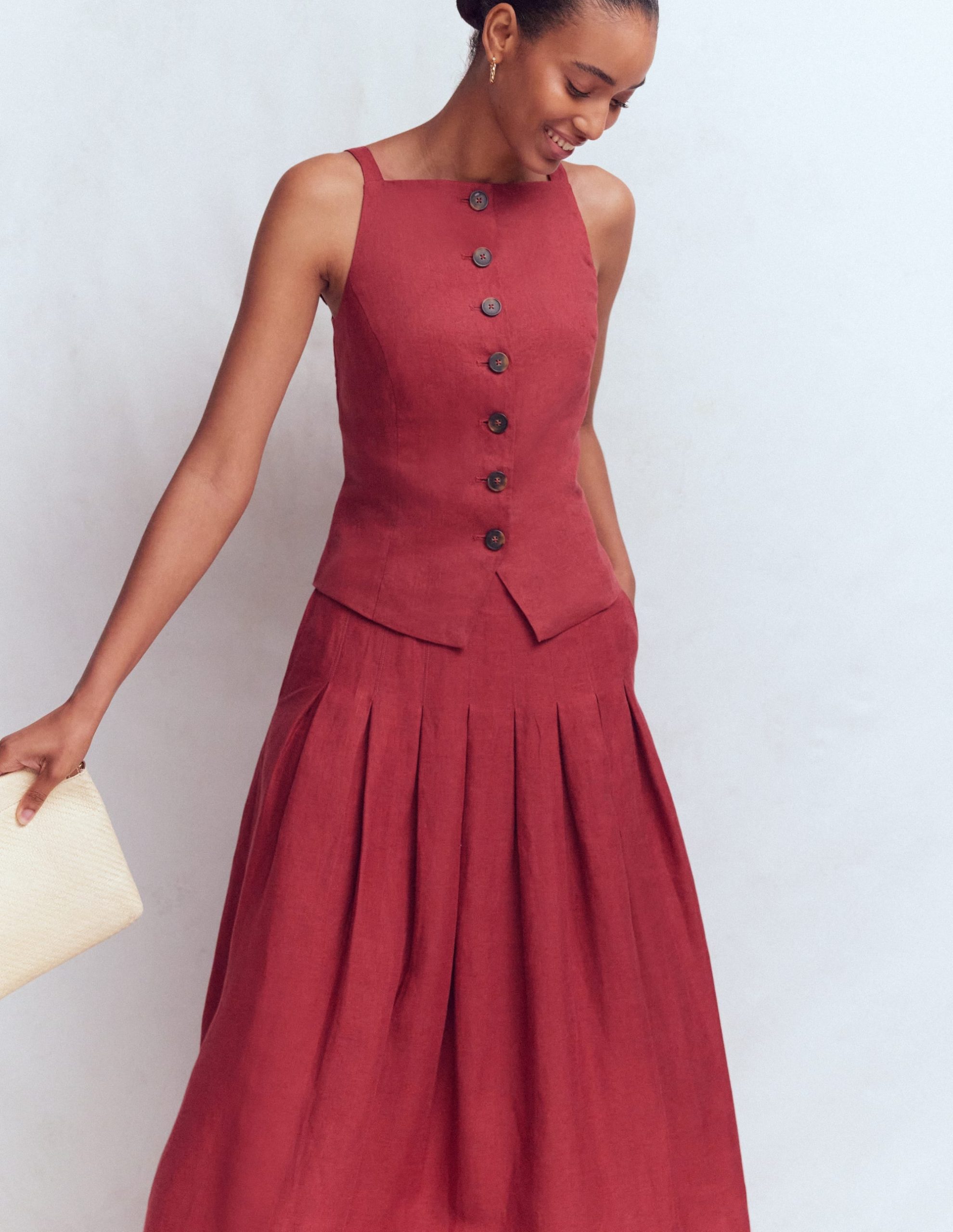 Square Neck Linen Waistcoat-Rich Chestnut - Image 5