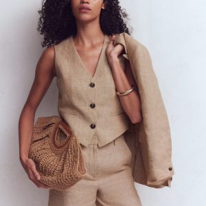 Linen V-Neck Waistcoat-Amphora. Chambray