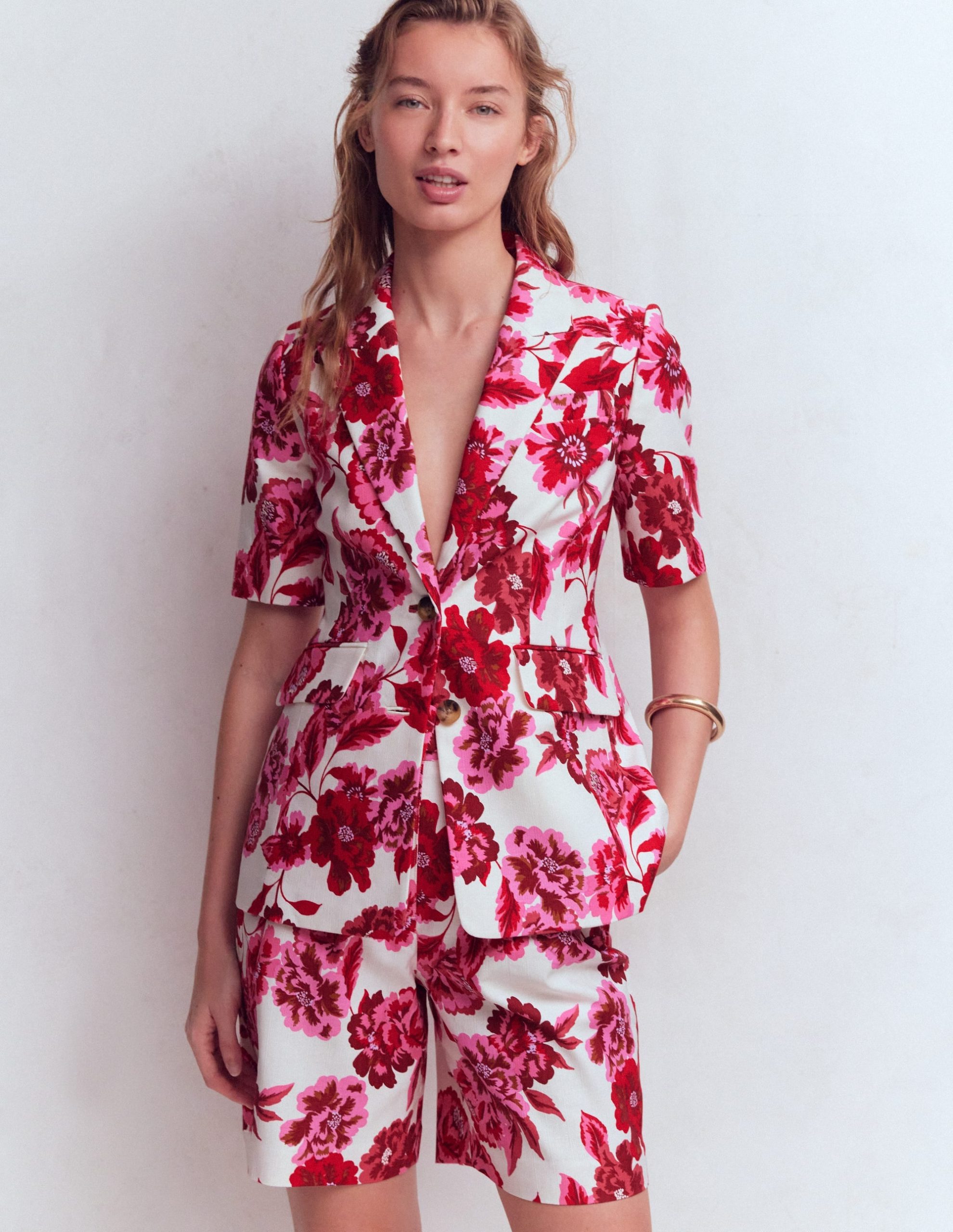 Short Sleeve Cotton Blazer-Sangria Sunset. Floral Print