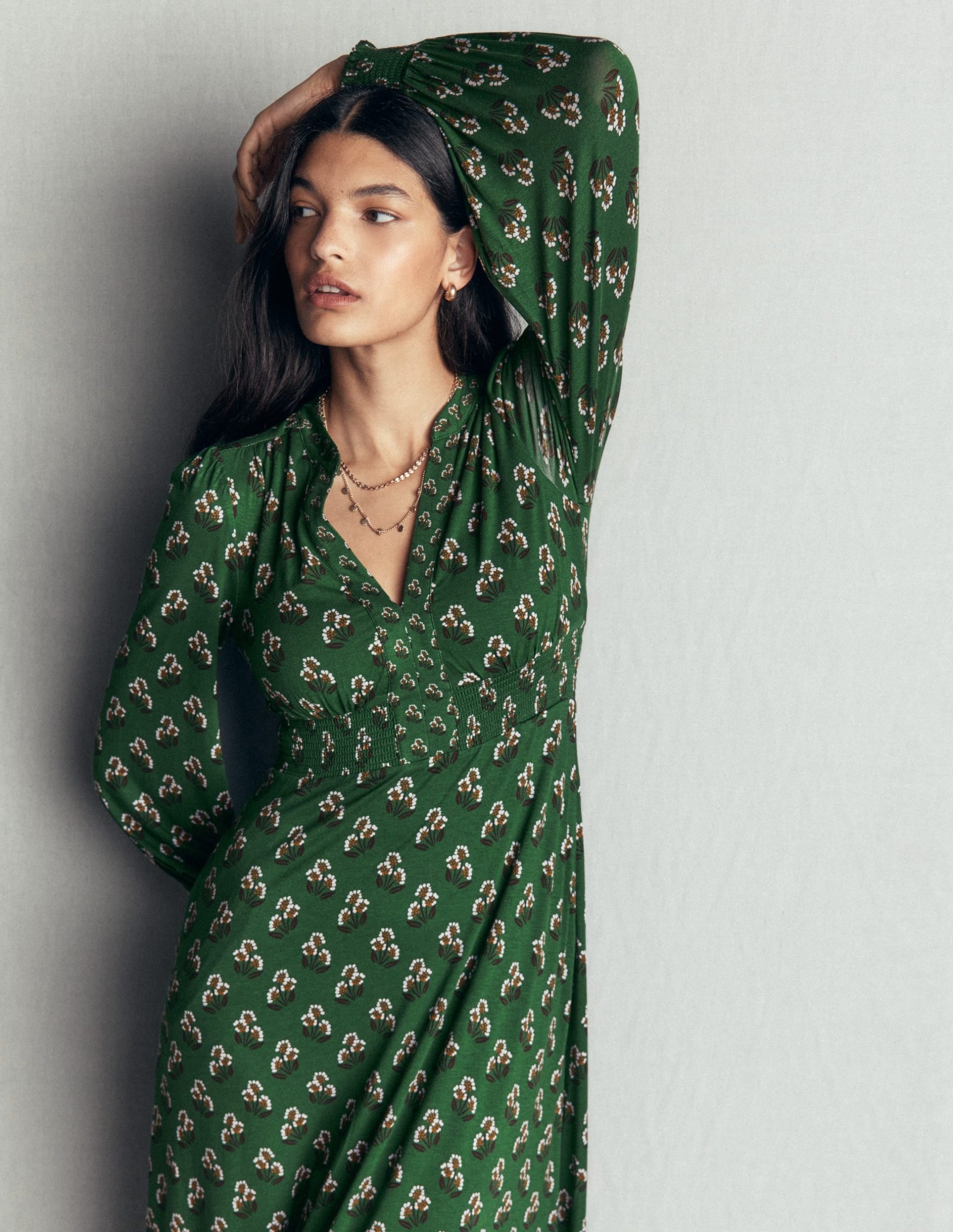 Georgia Jersey Midi Dress-Dark Green. Ditsy Carnation - Image 5