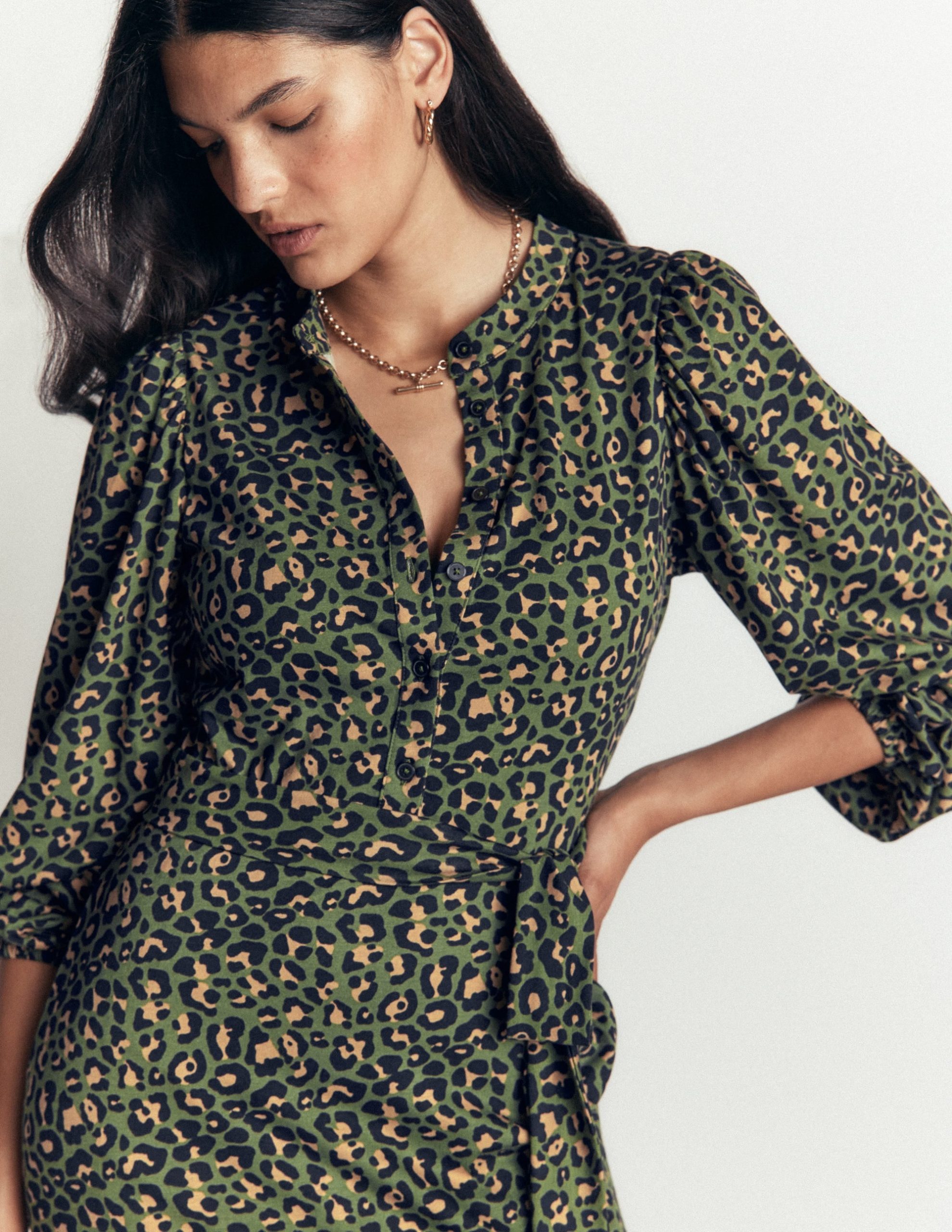 Eli Belted Jersey Midi Dress-Brunswick Green. Leopard - Image 2