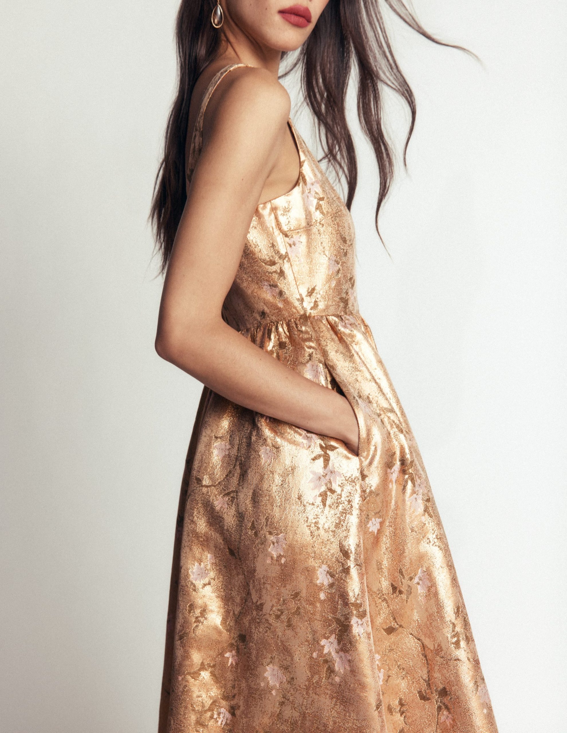 Scoop Neck Fit and Flare Dress-Gold Jacquard - Image 5