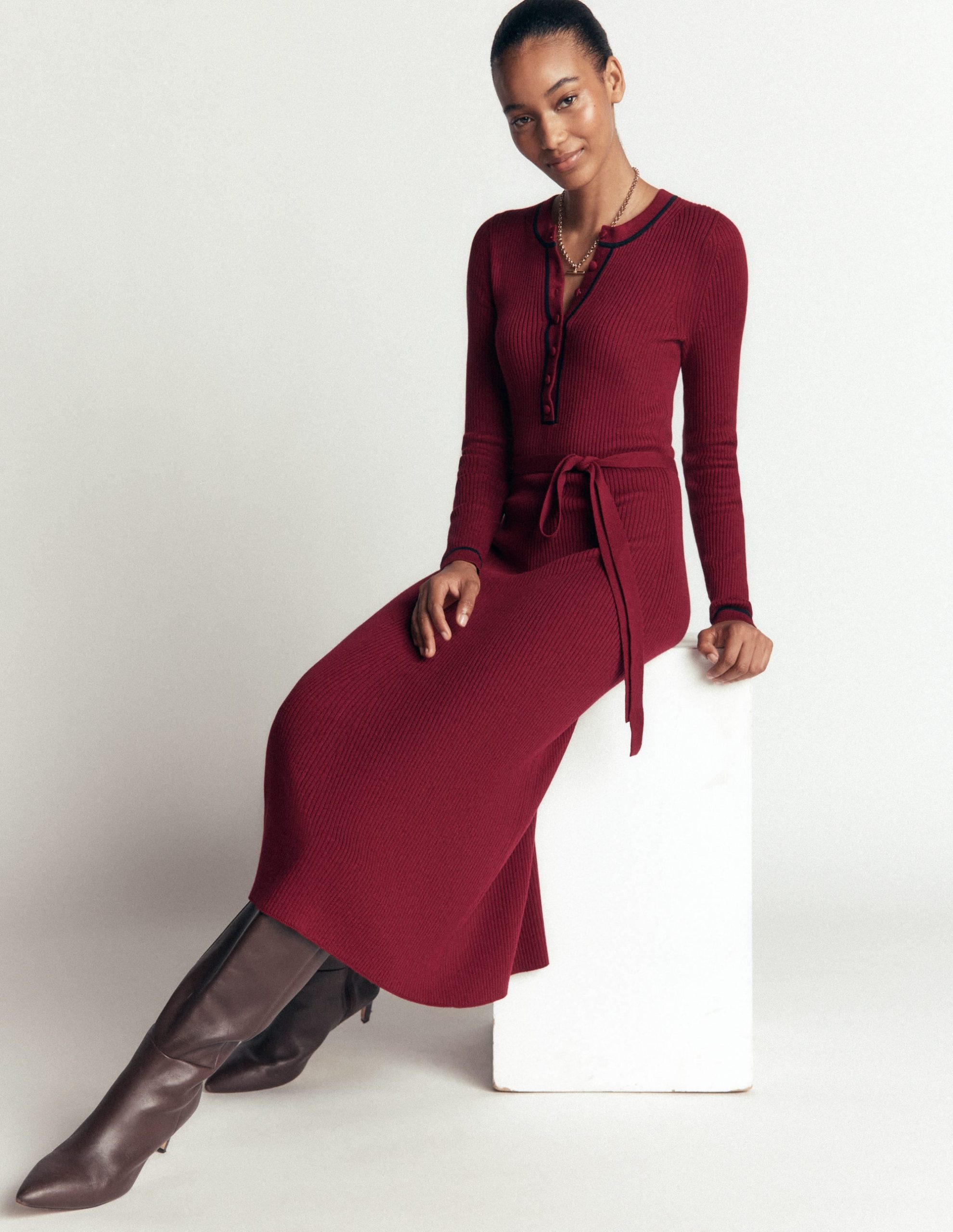 Paula Ribbed Crew Dress-Deep Wisteria. Navy - Image 4