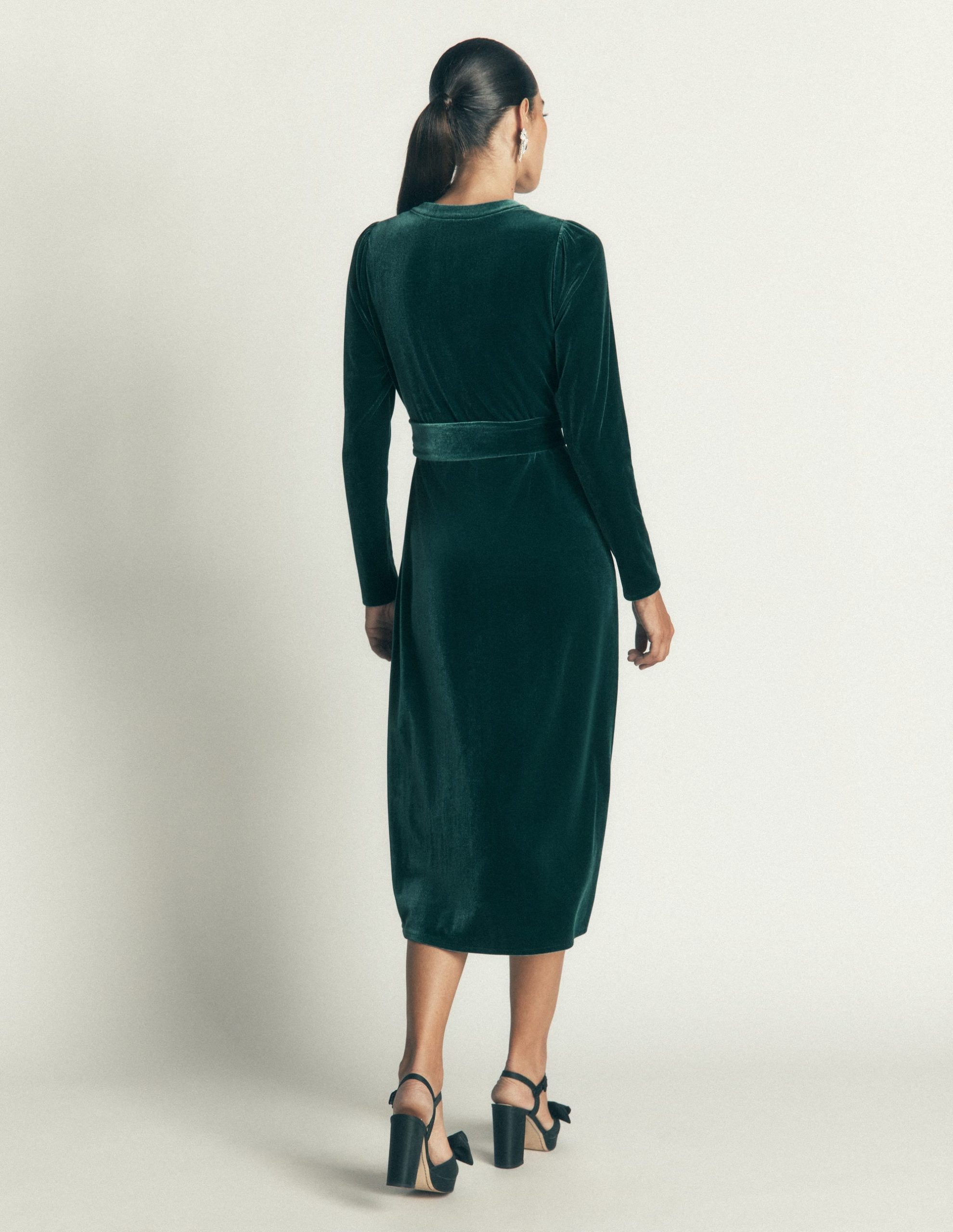 Honor Column Velvet Midi Dress-Emerald Night - Image 3