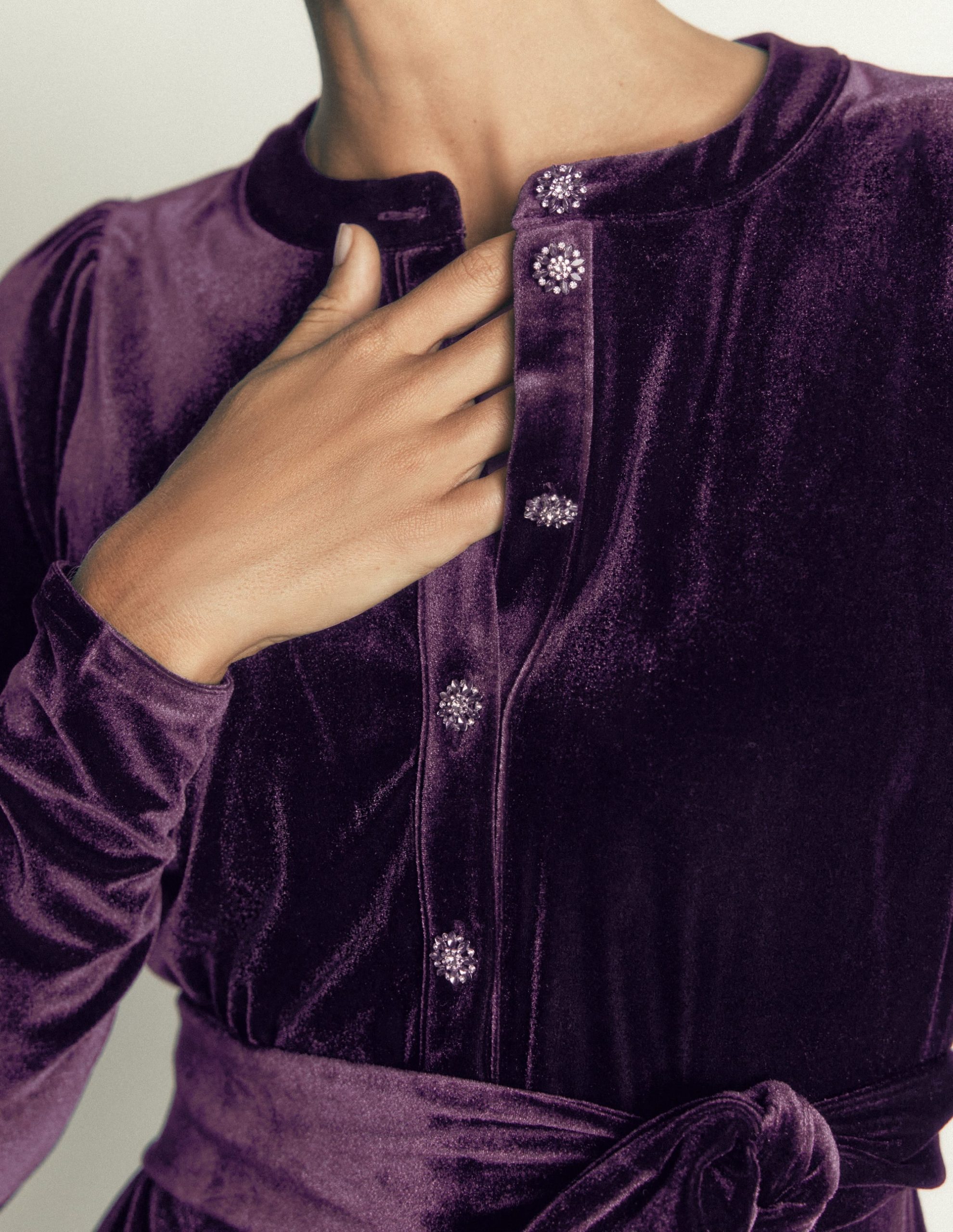 Honor Short Velvet Dress-Nightshade - Image 2