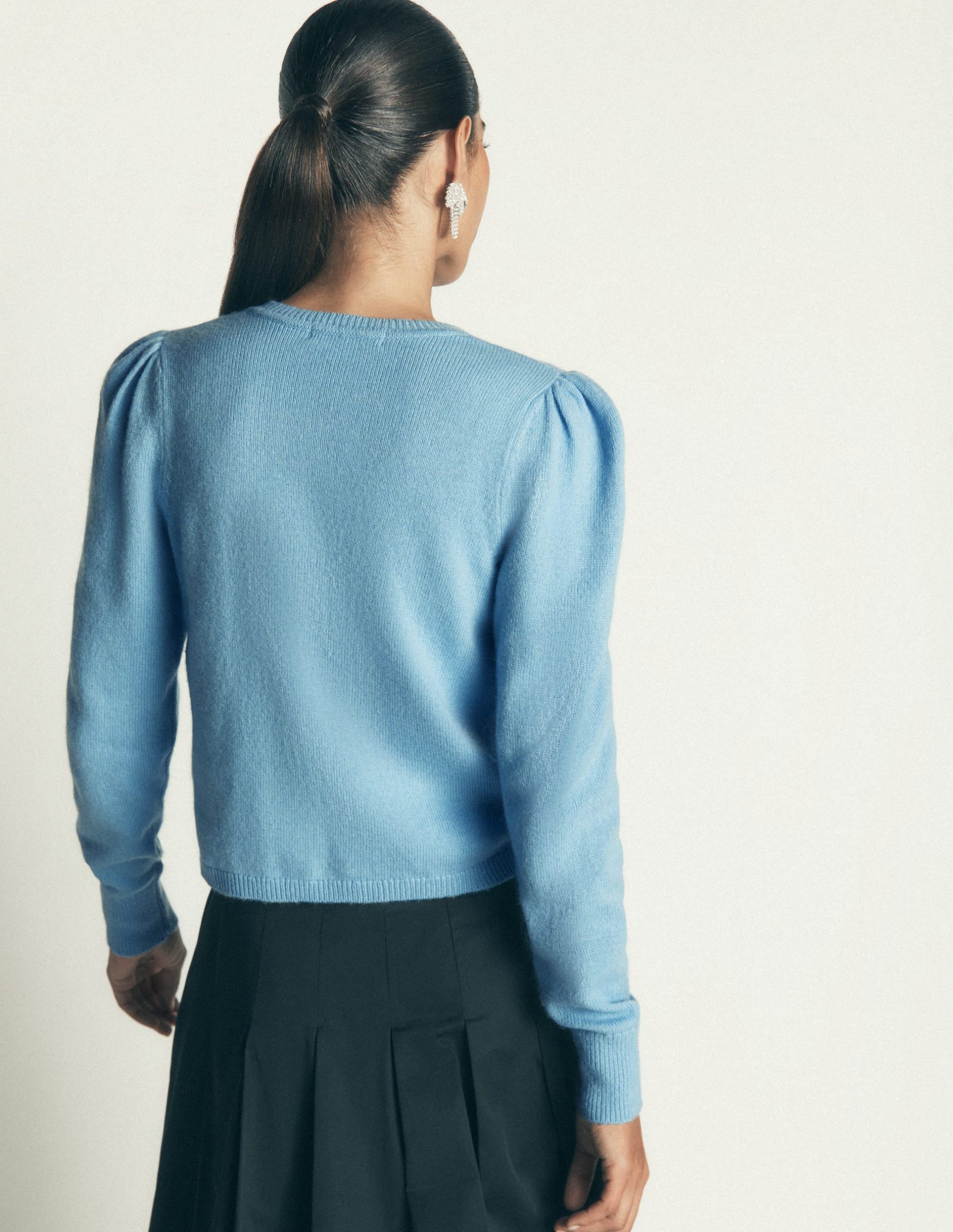 Ria Embellished Knit Cardigan-Blue. Bow - Image 3