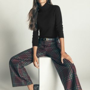 Elsie Cashmere Roll Neck-Black