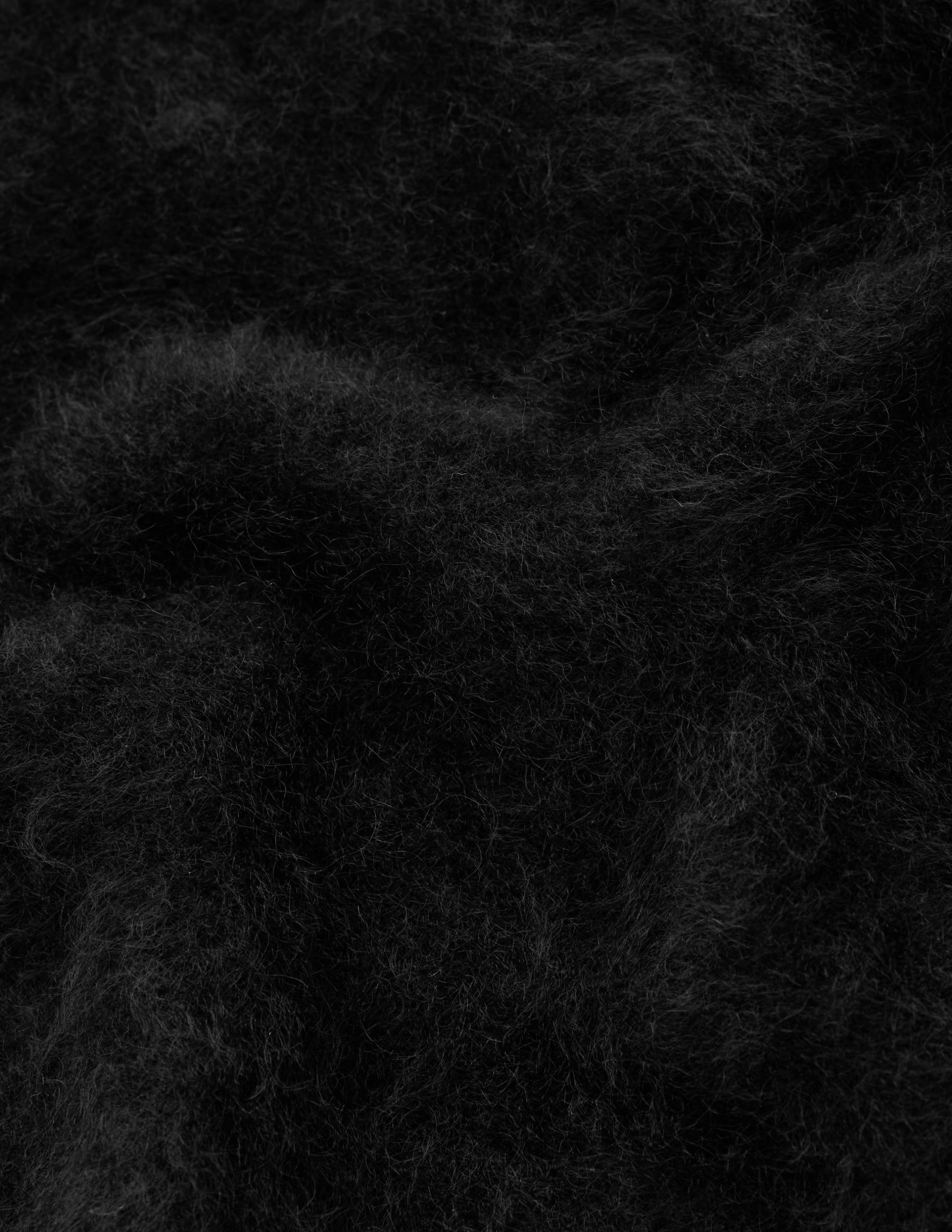 Kat Brushed Cashmere T-shirt-Black - Image 6