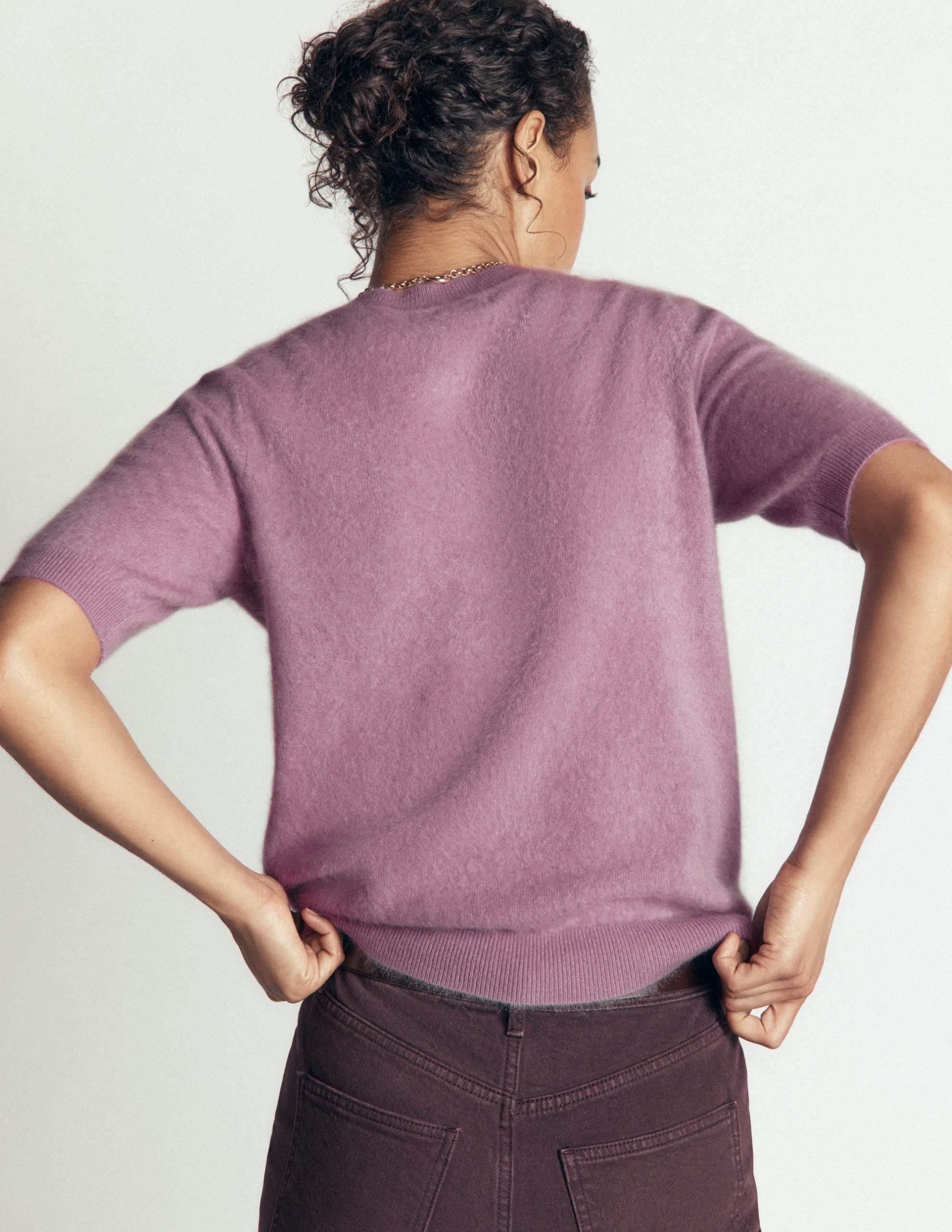 Kat Brushed Cashmere T-shirt-Soft Lavendar - Image 3