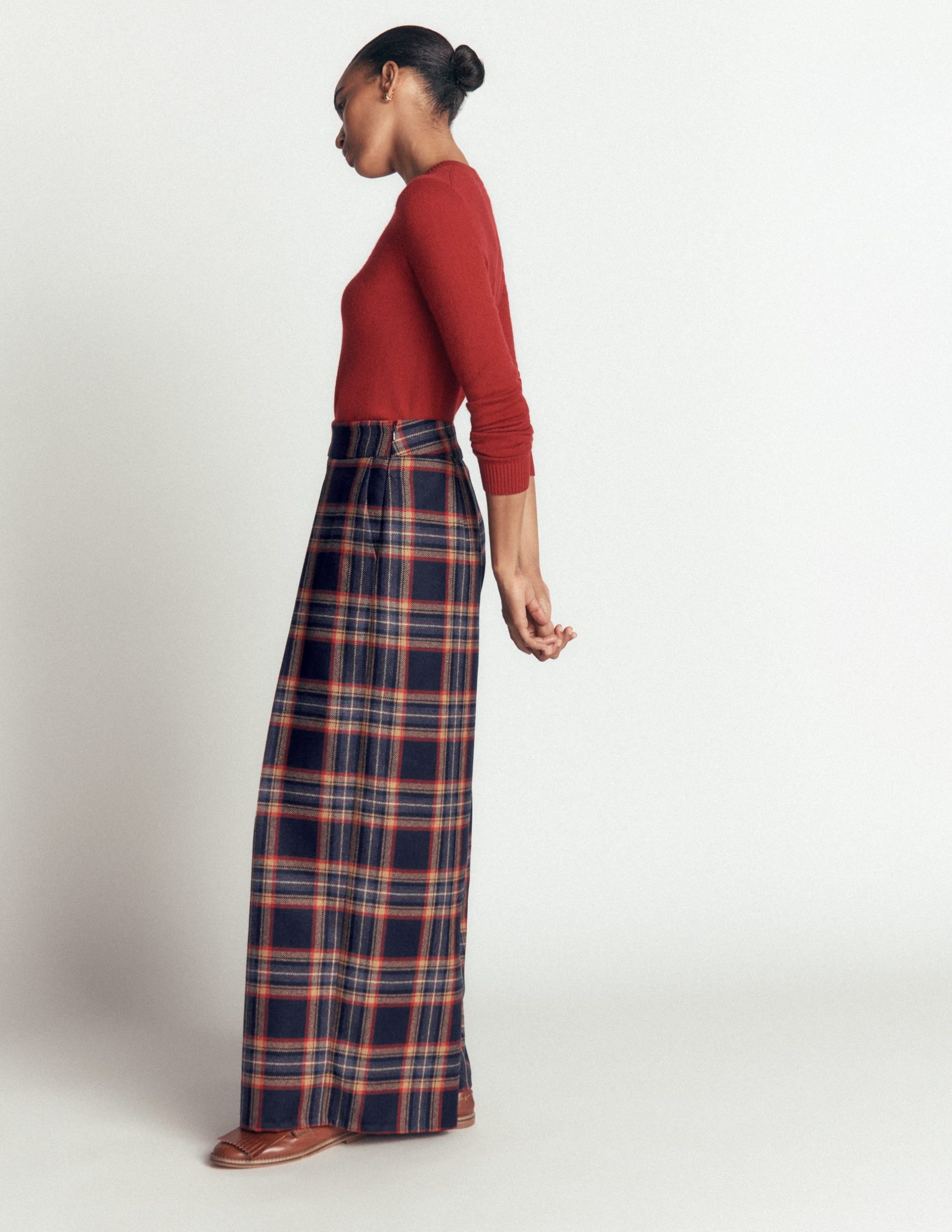 Wool Blend Pleated Culottes-Navy. Camel Check - Image 5
