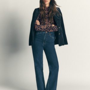 Tia Ruched High Neck Top-Cappuccino. Sprayed Leaf