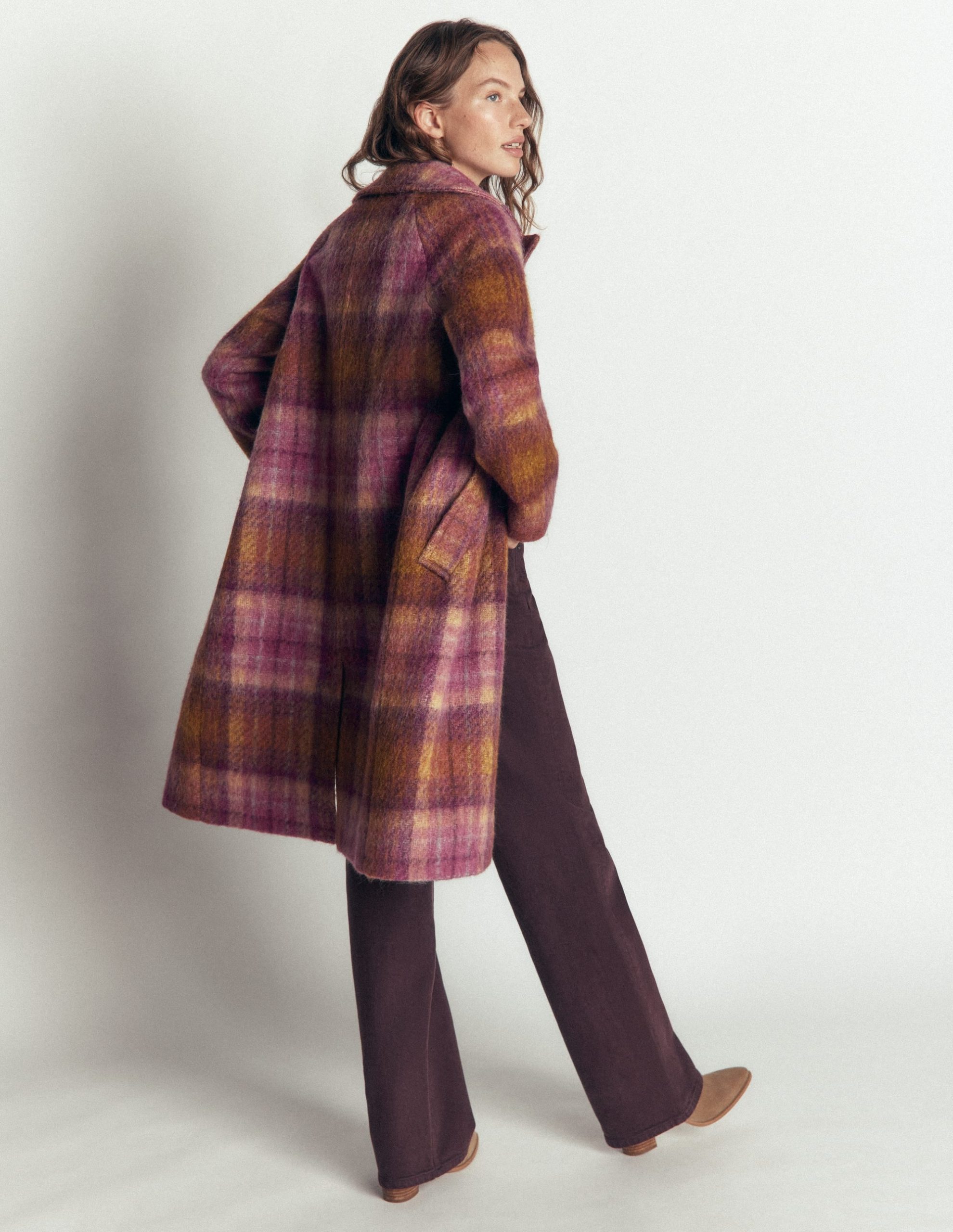 Cotswold Wool Coat-Camel. Pink Check - Image 4